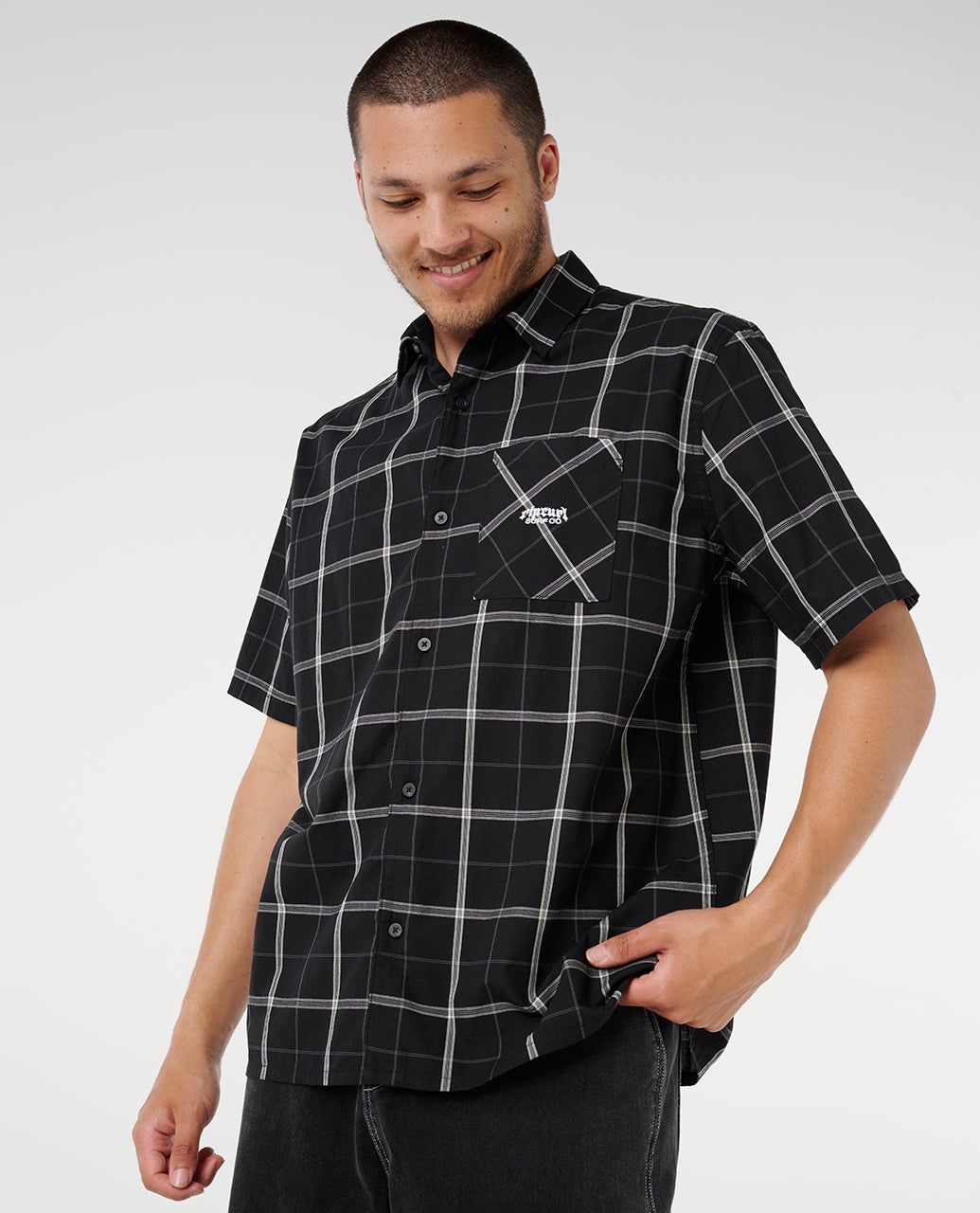 Rip Curl Archive Court Short Sleeve Shirt - Black (view 4)