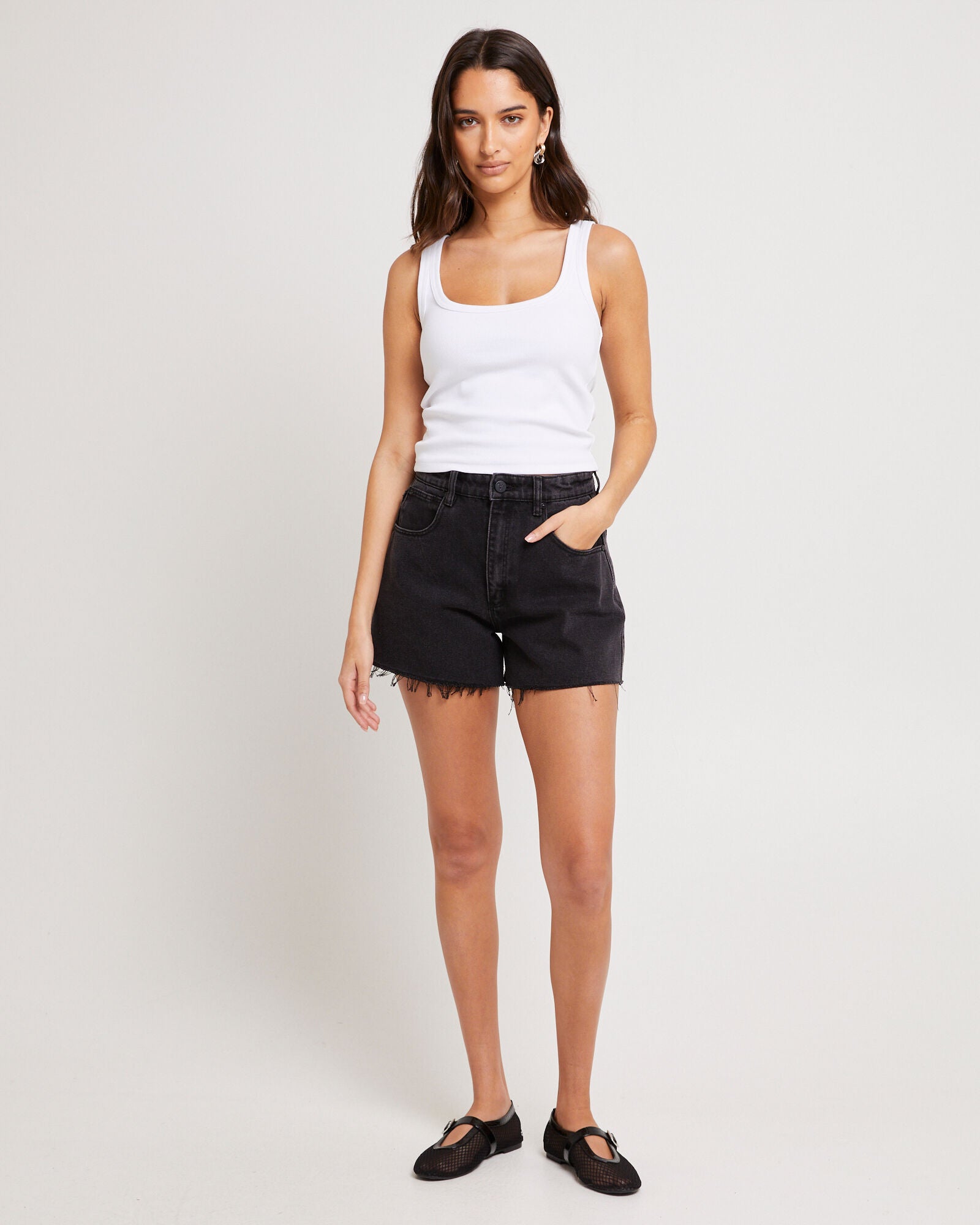 Abrand Venice Short - Heidi Washed Black