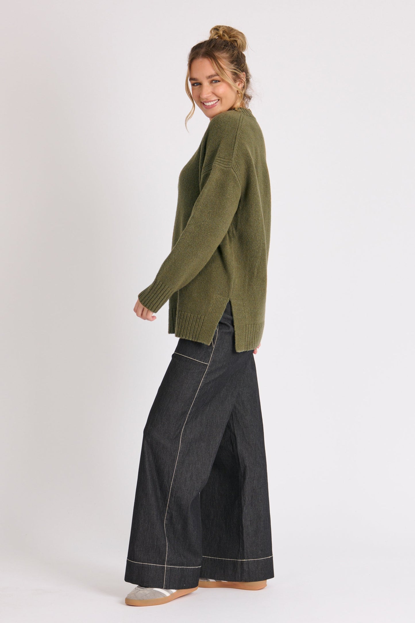 Pocket Front Jumper - Khaki