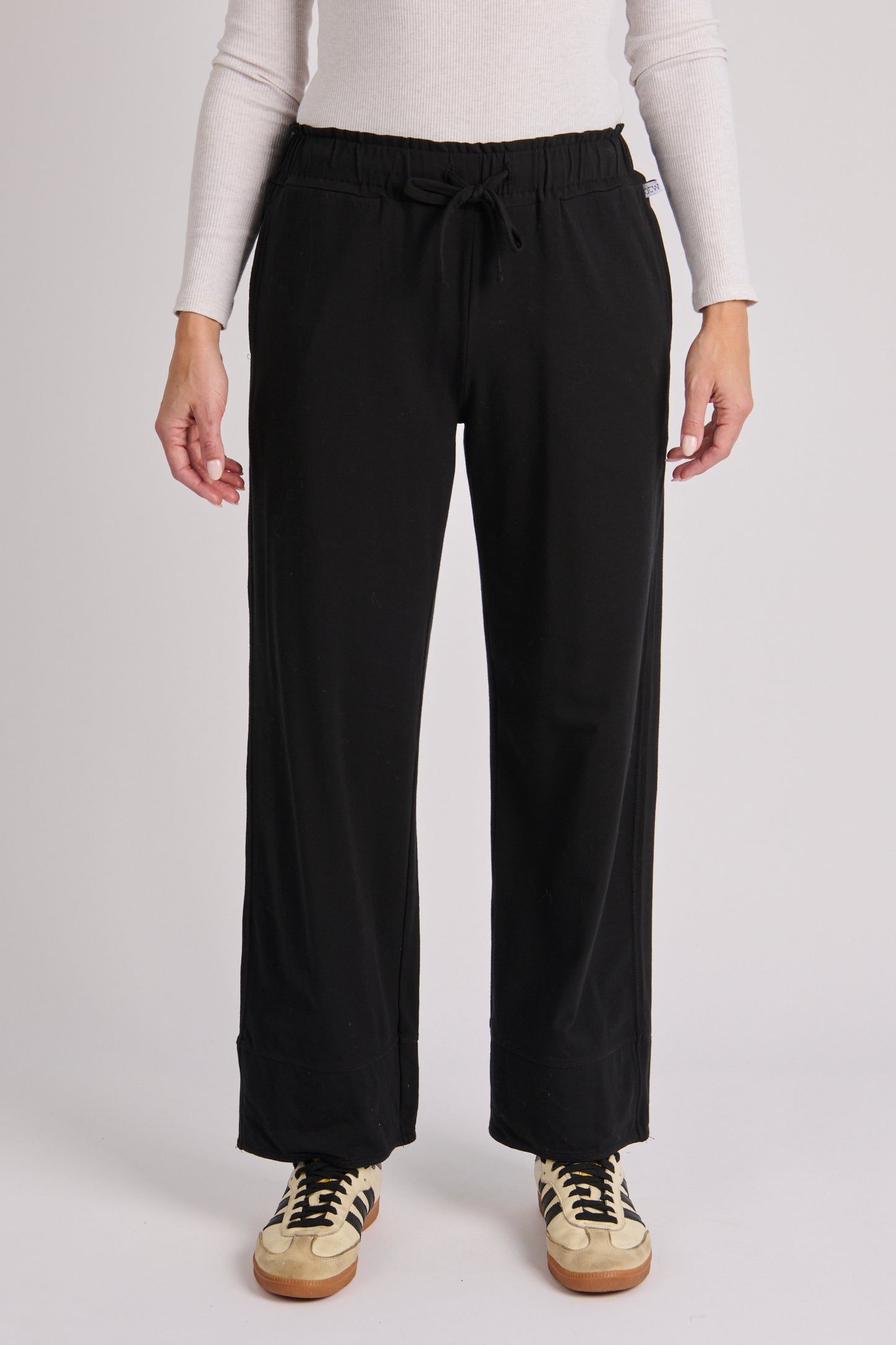 One Ten Willow Cuff Detail Pant - Black (view 3)