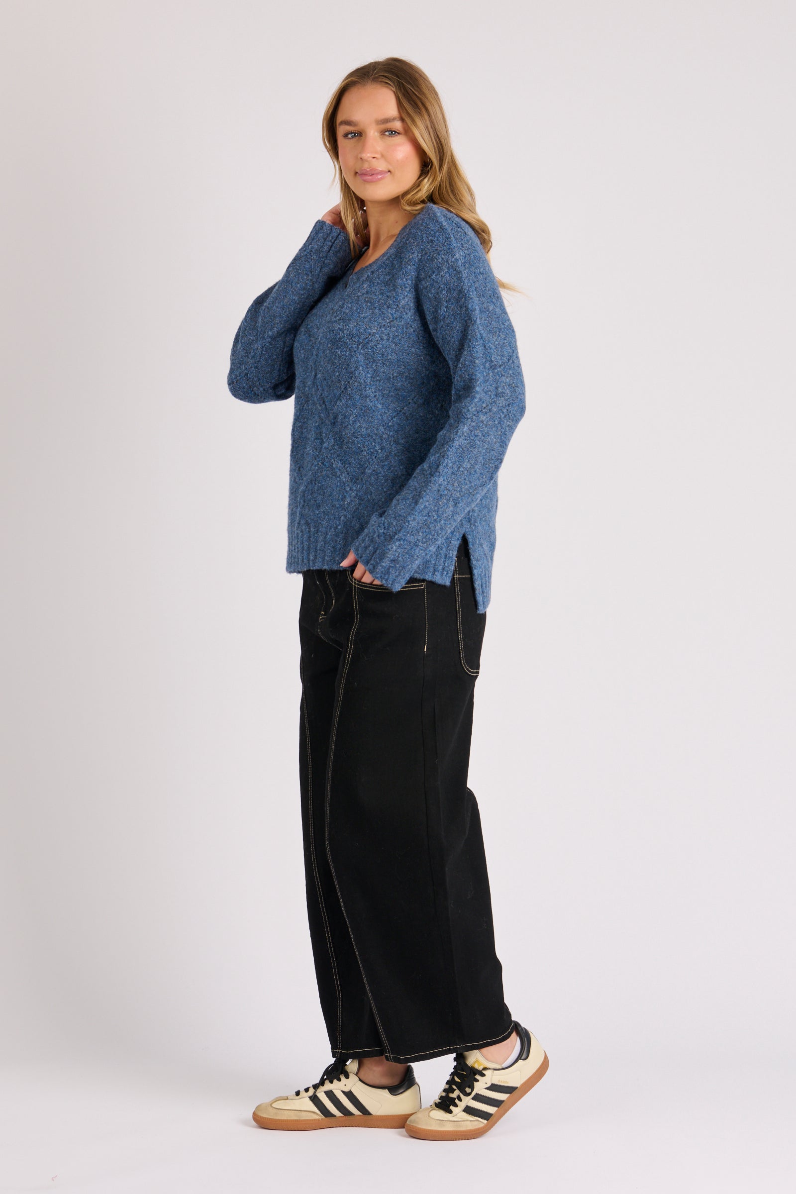 One Ten Willow Step Hem Jumper - Dark Blue (view 4)