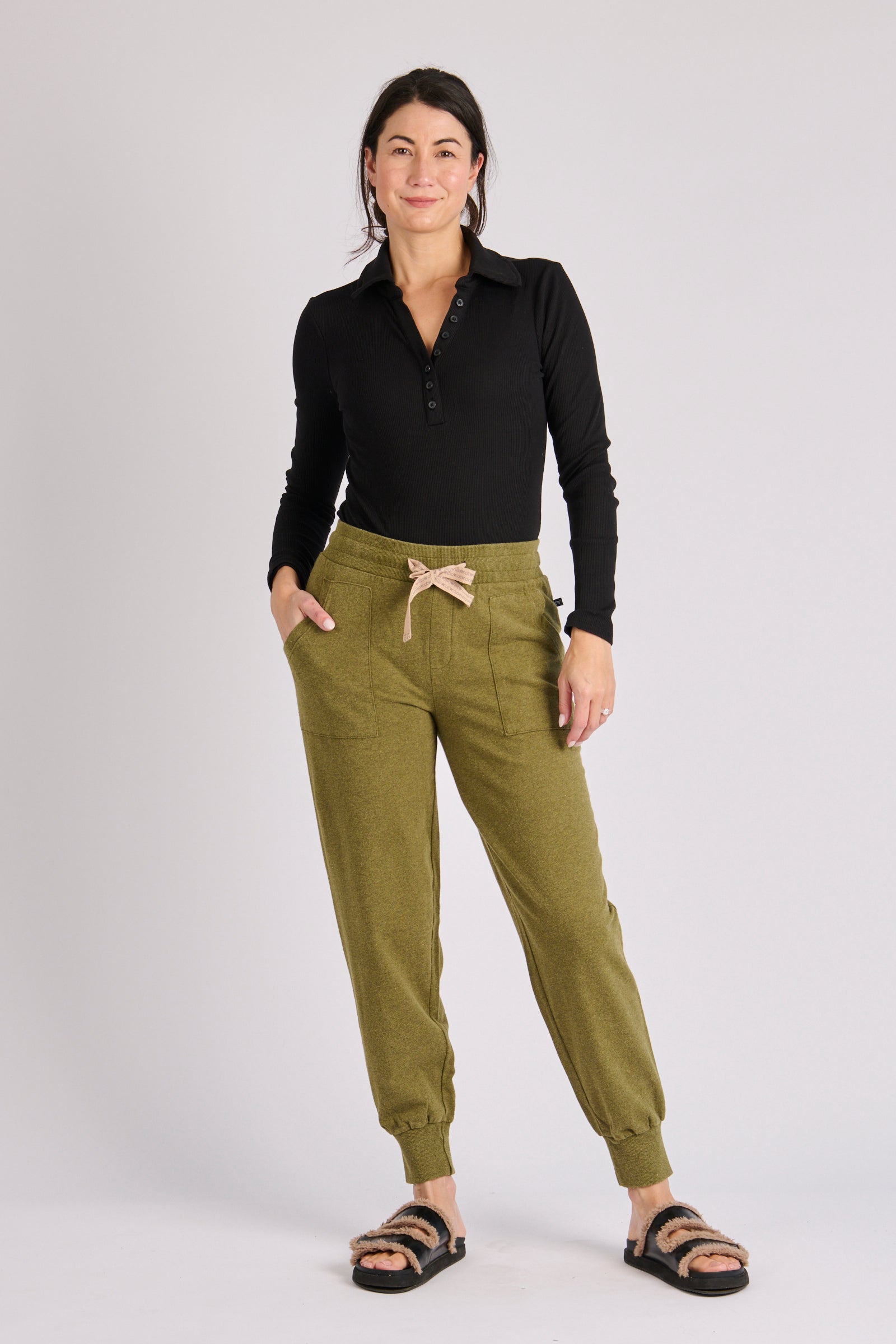 One Ten Willow Pocket Detail Pant - Green (view 3)