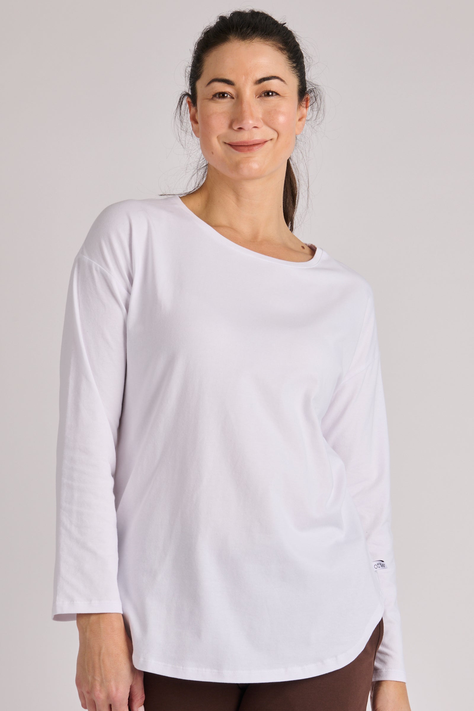 One Ten Willow Scoop Hem LS Tee White