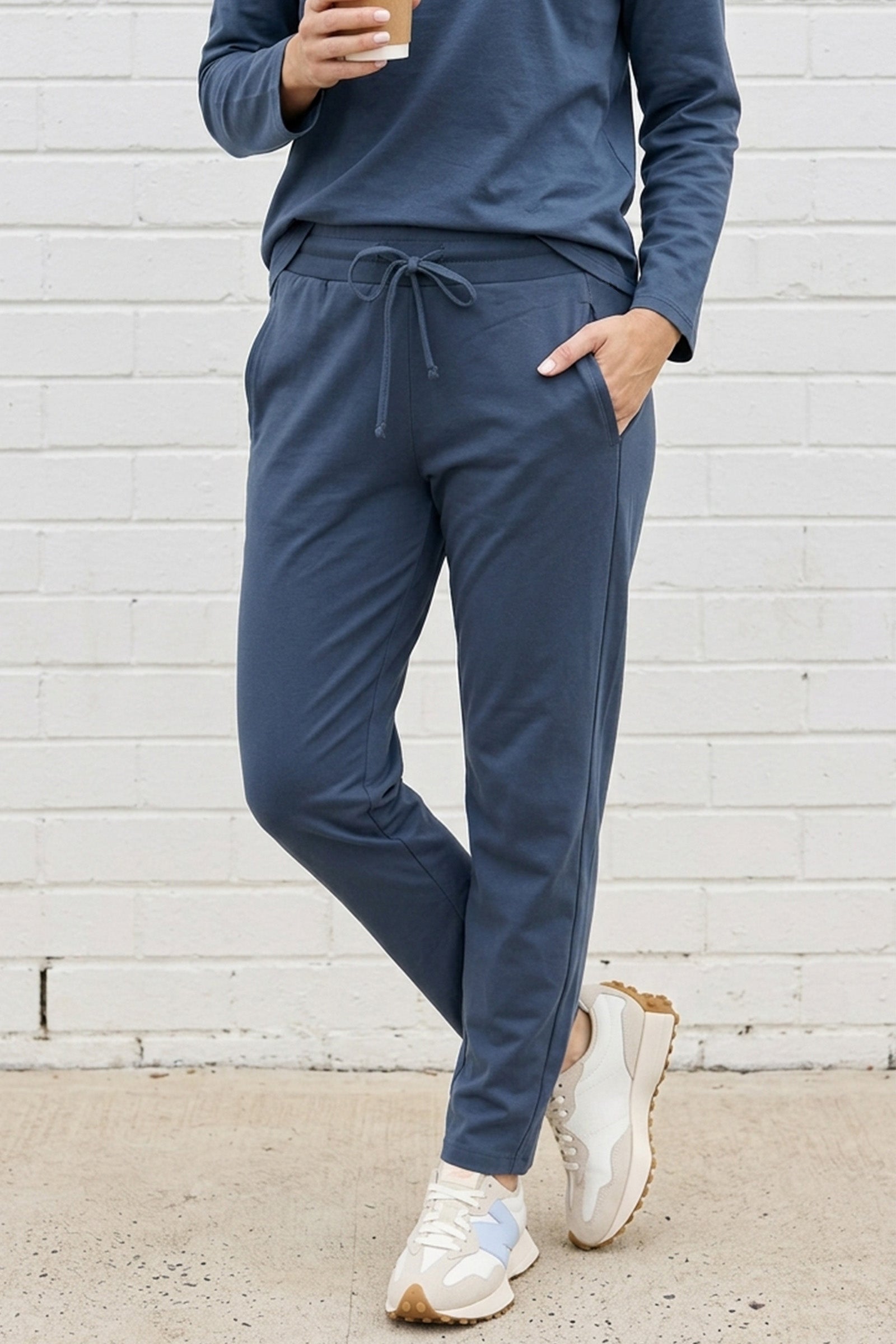 One Ten Willow Panel Detail Pant Dark Navy - lifestyle