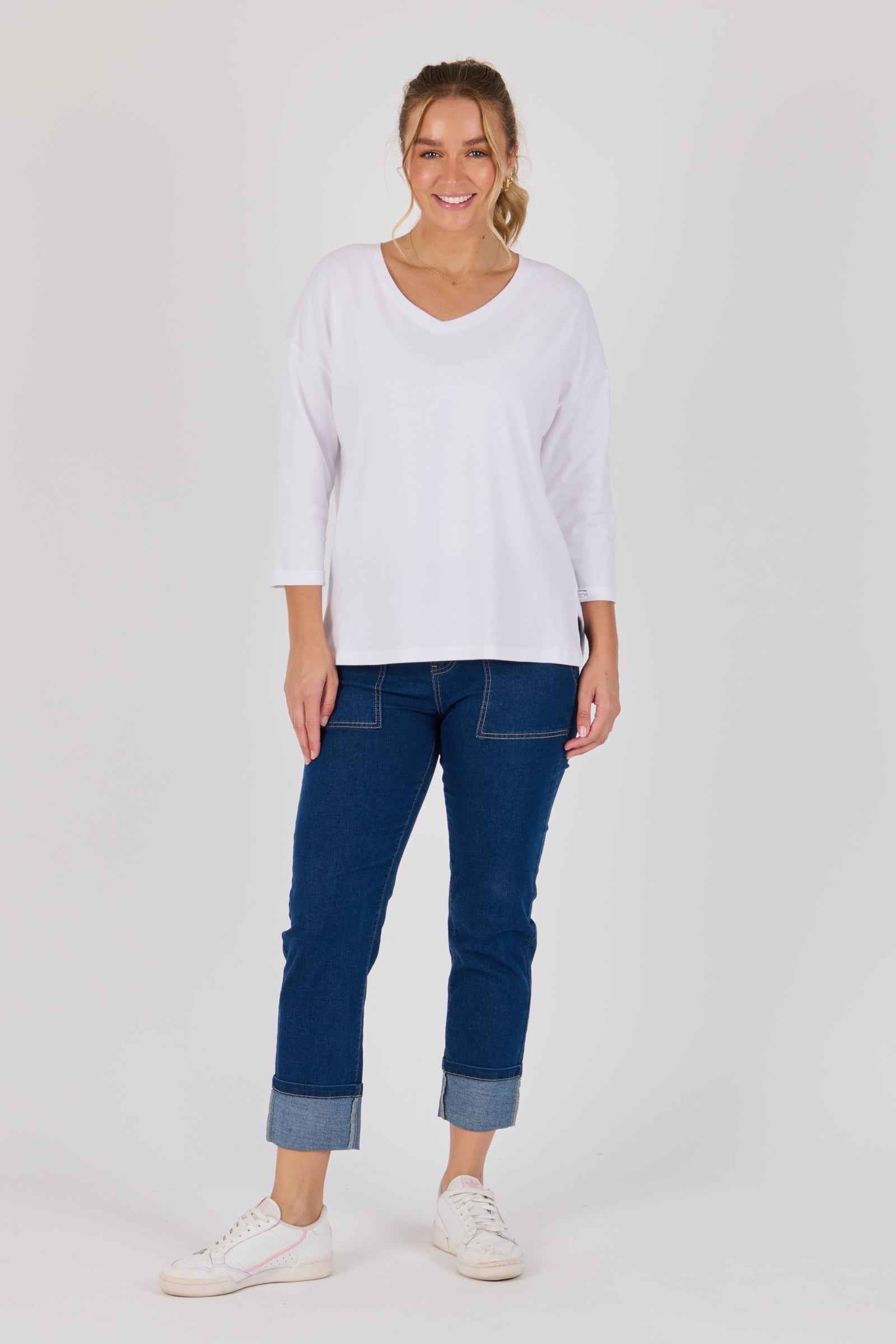 One Ten Willow V-Neck 3/4 Sleeve Top - Optic White (view 2)