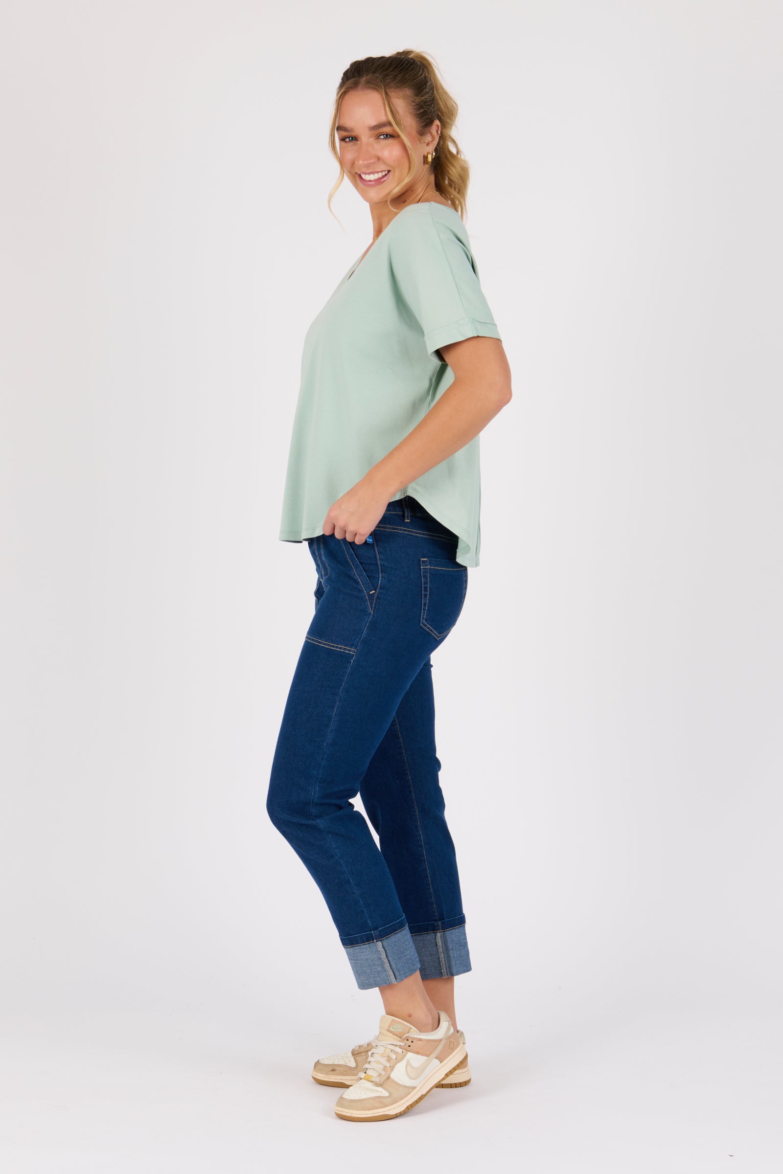 One Ten Willow V-Neck Curve Hem Tee - Sea Green (view 3)