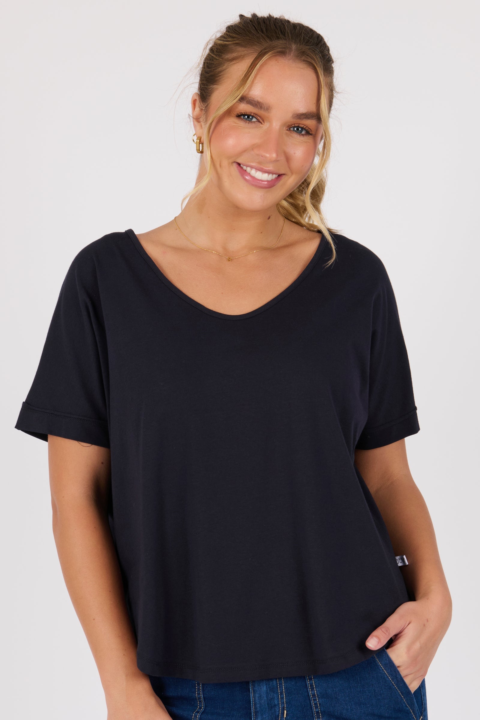 One Ten Willow V-Neck Curve Hem Tee - Blue Graphite