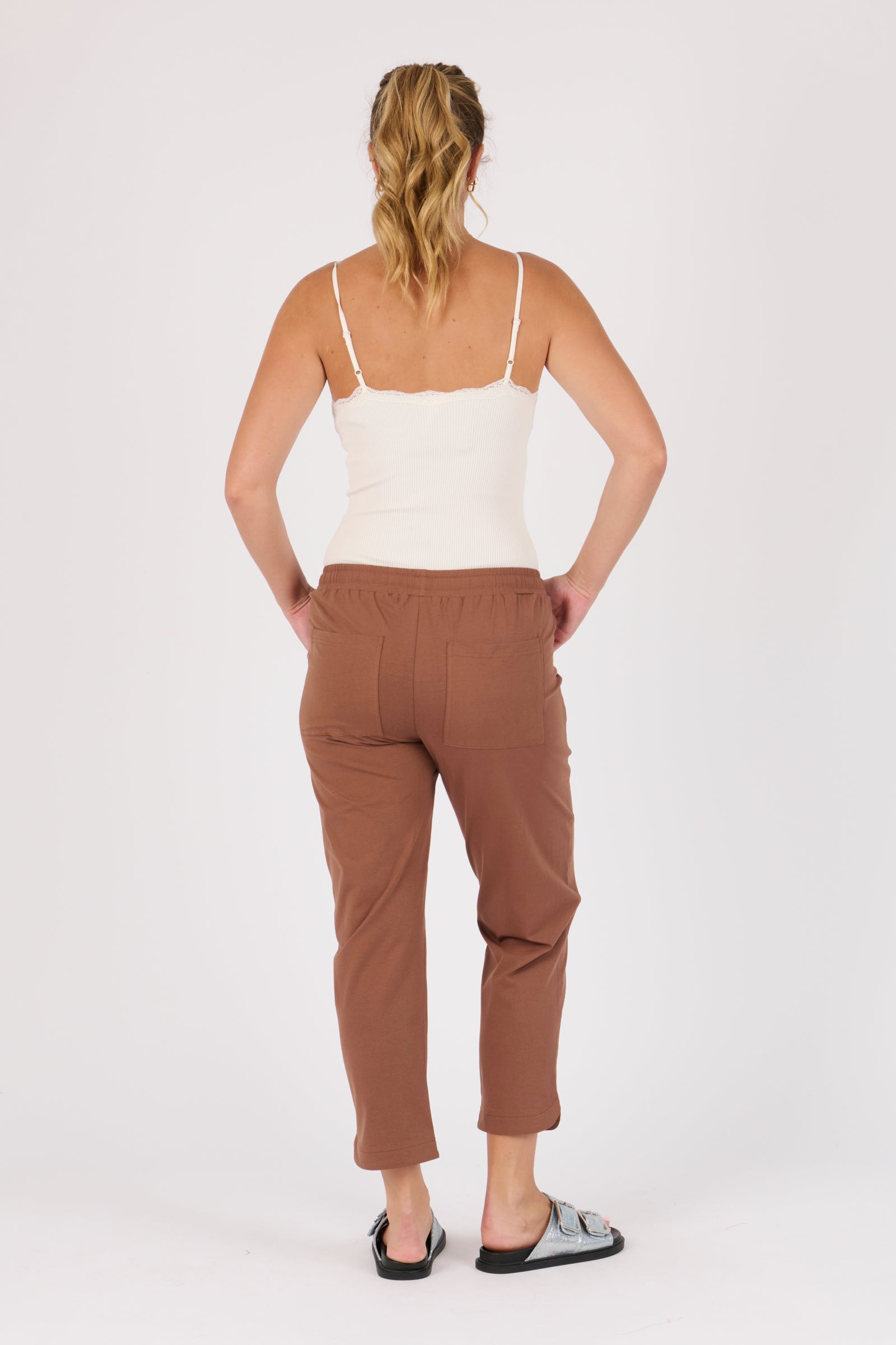One Ten Willow Beach Pant - Acorn (view 4)