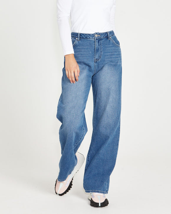 Sass Emerald High Waisted Wide Leg Jeans - 80 Wash (view 2)