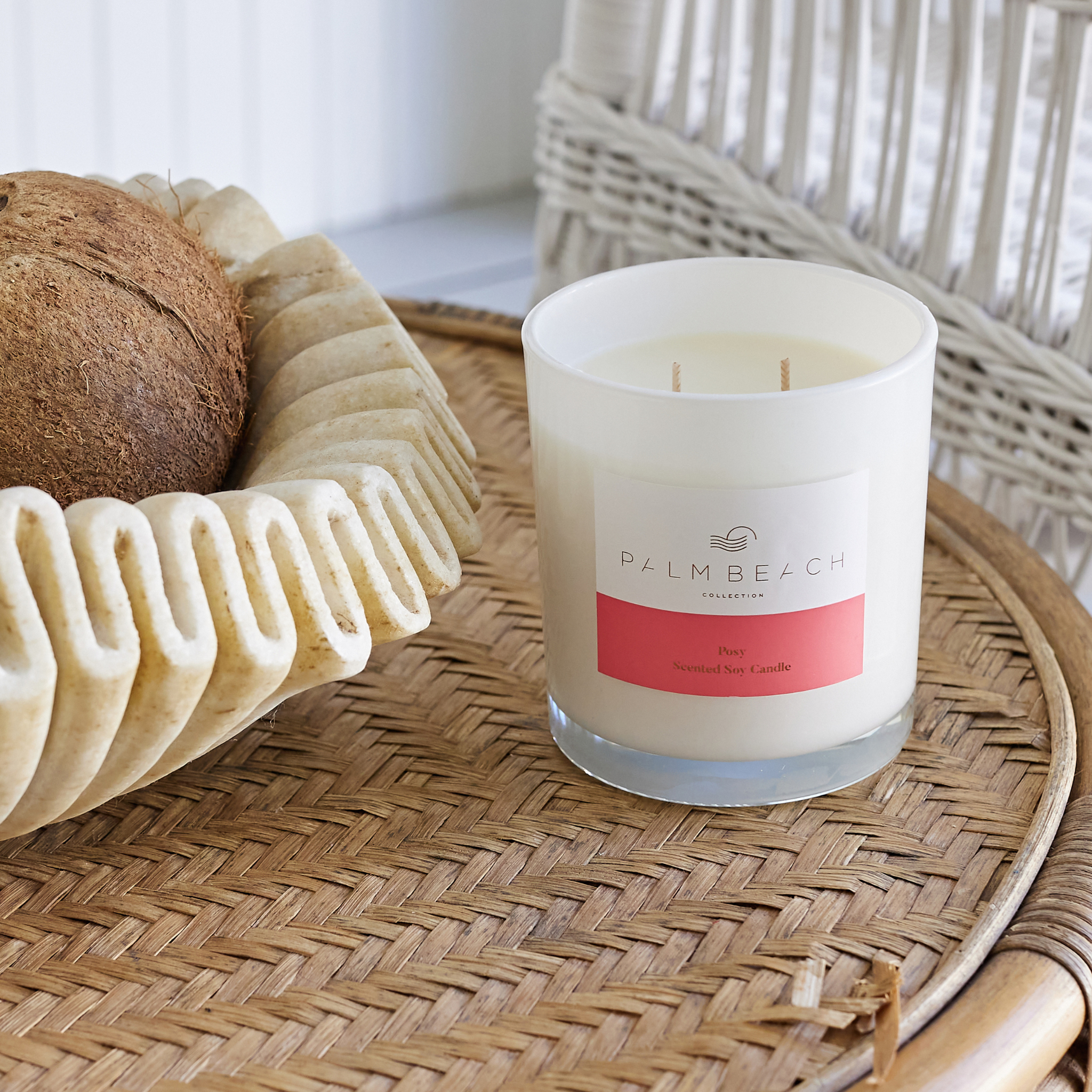 Palm Beach Collection Standard 420g Candle - Posy (view 2)