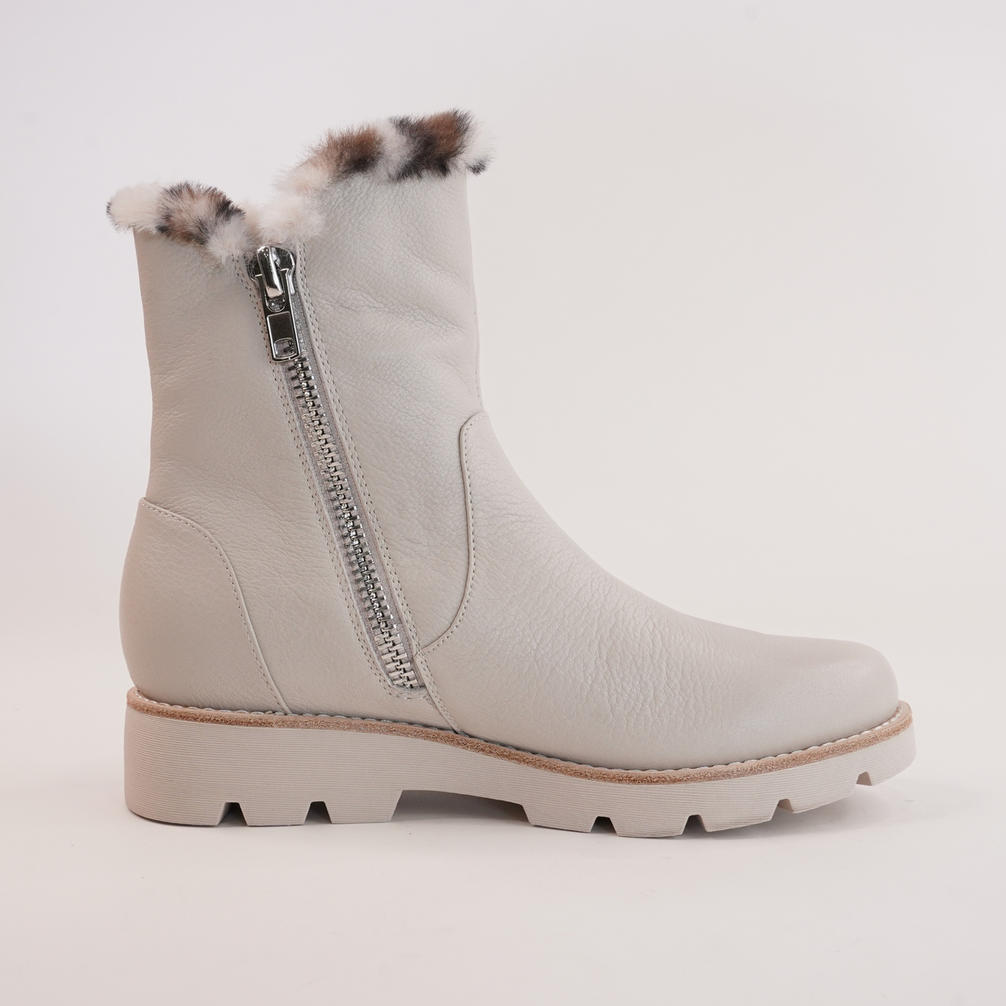 Dlinga Boot - Vanilla / White