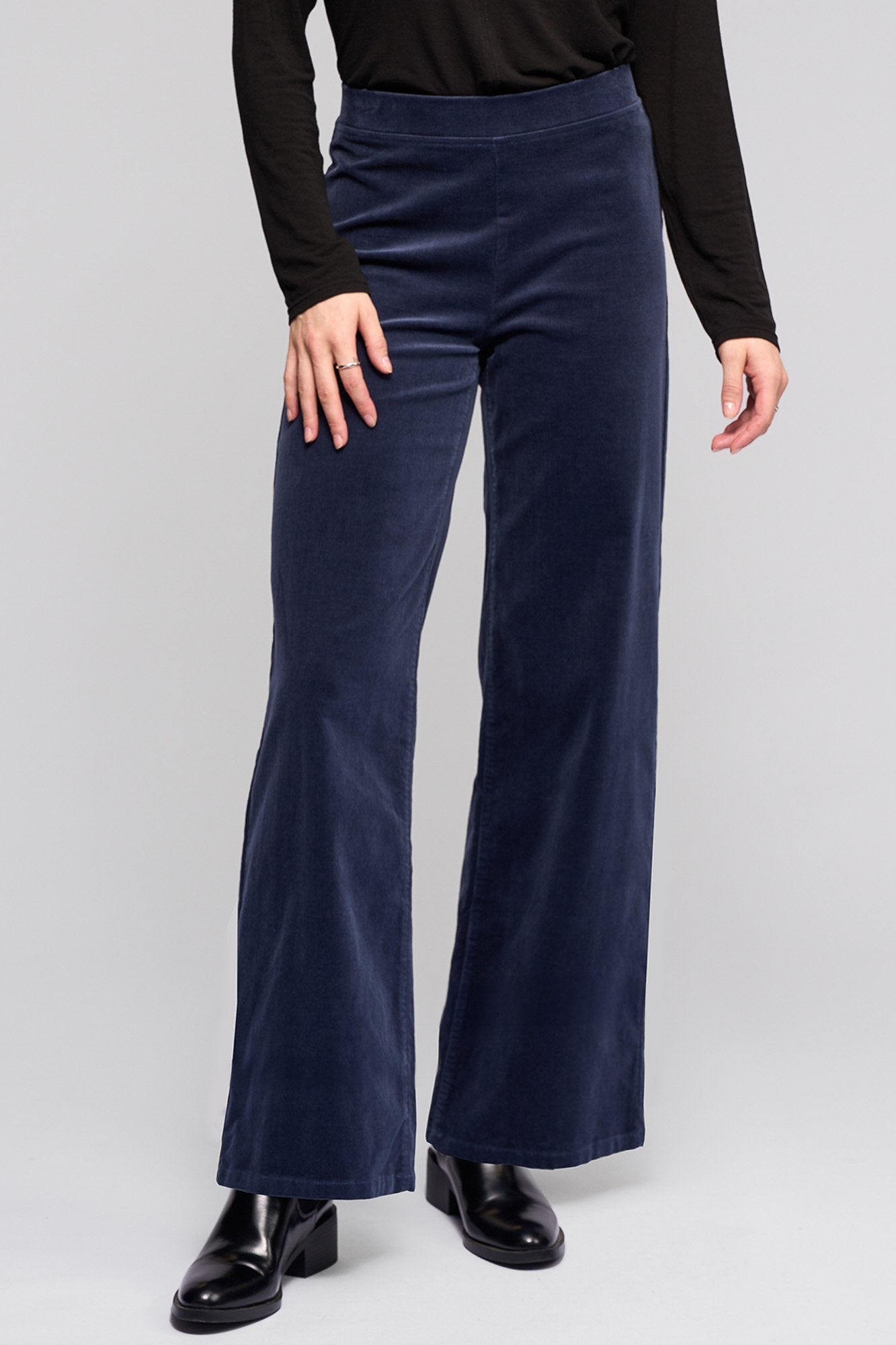 Vassalli Wide Leg Cord Pant Slate