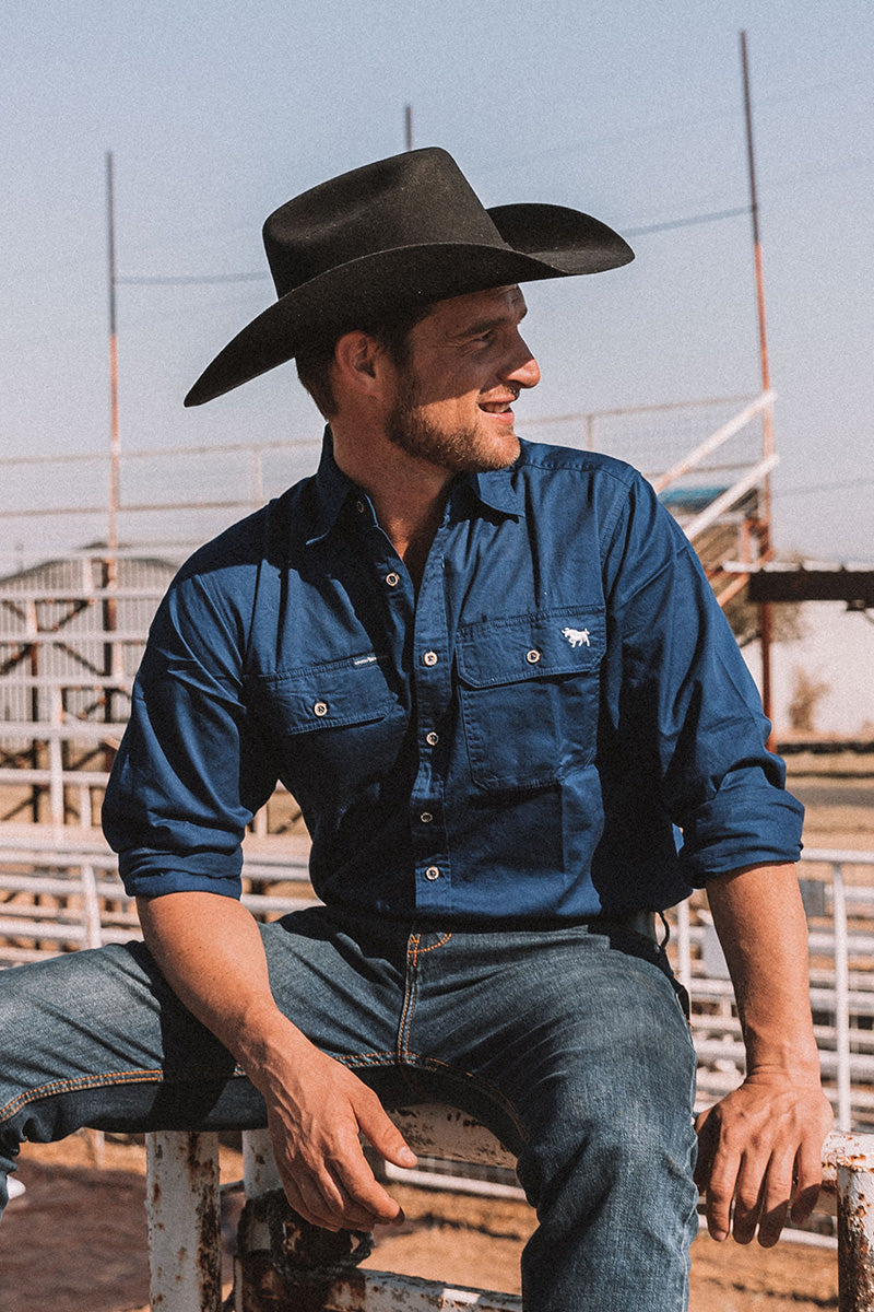 Ringers Western King River Shirt Navy worn