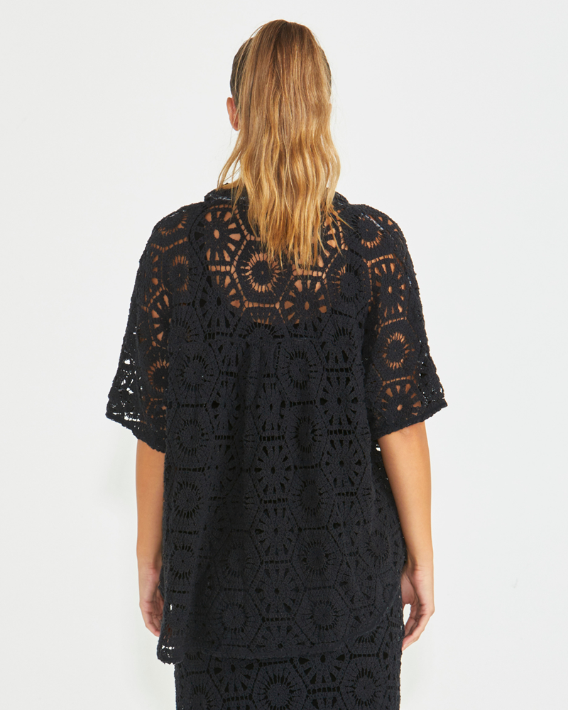 Clover Lace Shirt - Black
