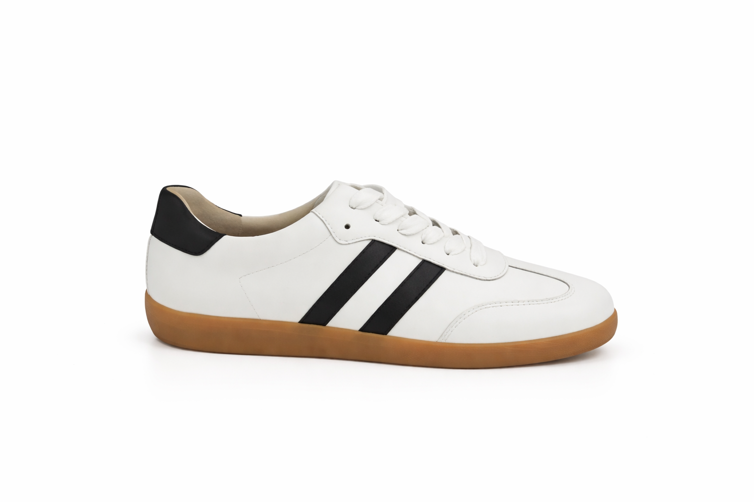 Via Nova Faith Sneaker in black - side