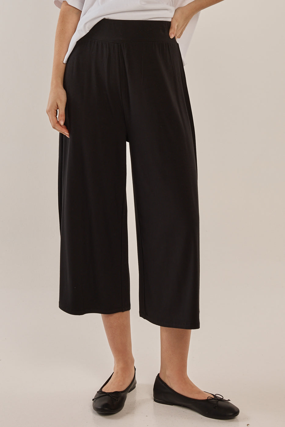 Betty Basics Crystal Crop Jogger - Black