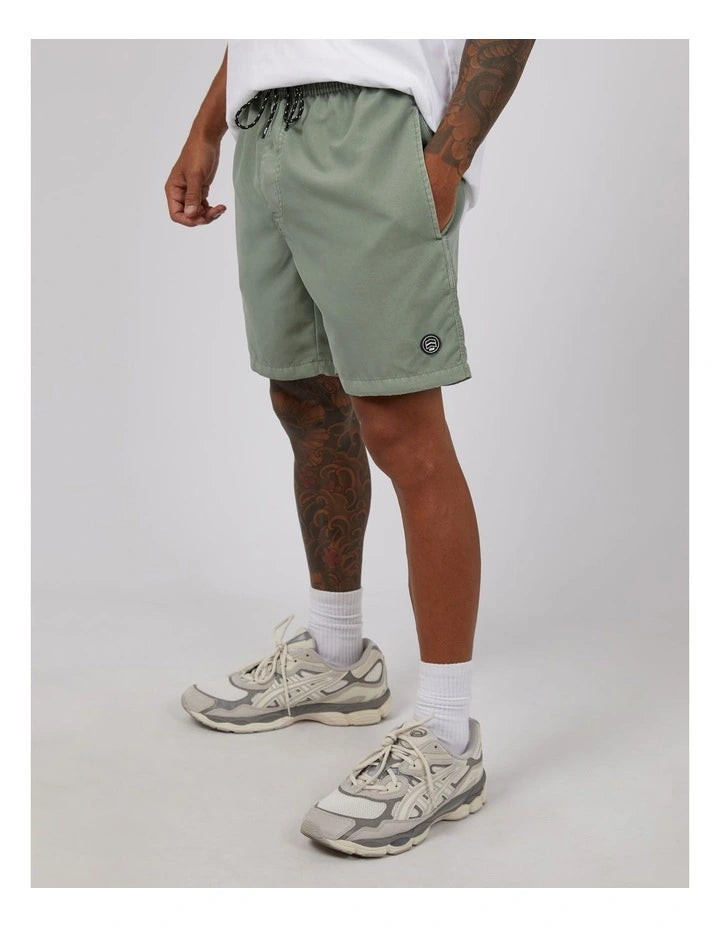 Illusion Short - Fern Green