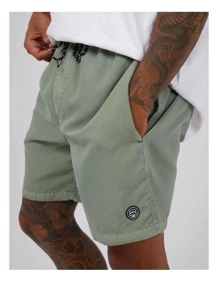 Illusion Short - Fern Green