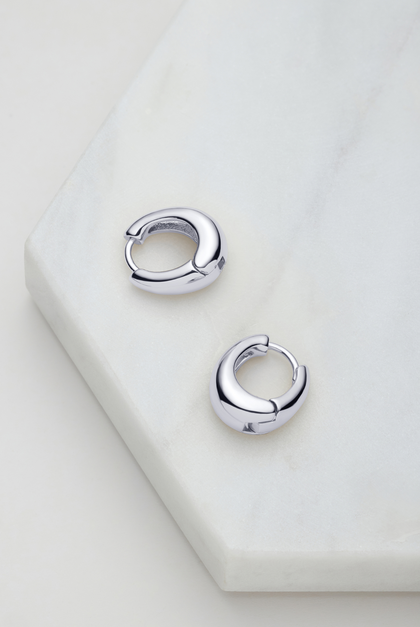 Zafino Steph Hoop - Medium - Silver