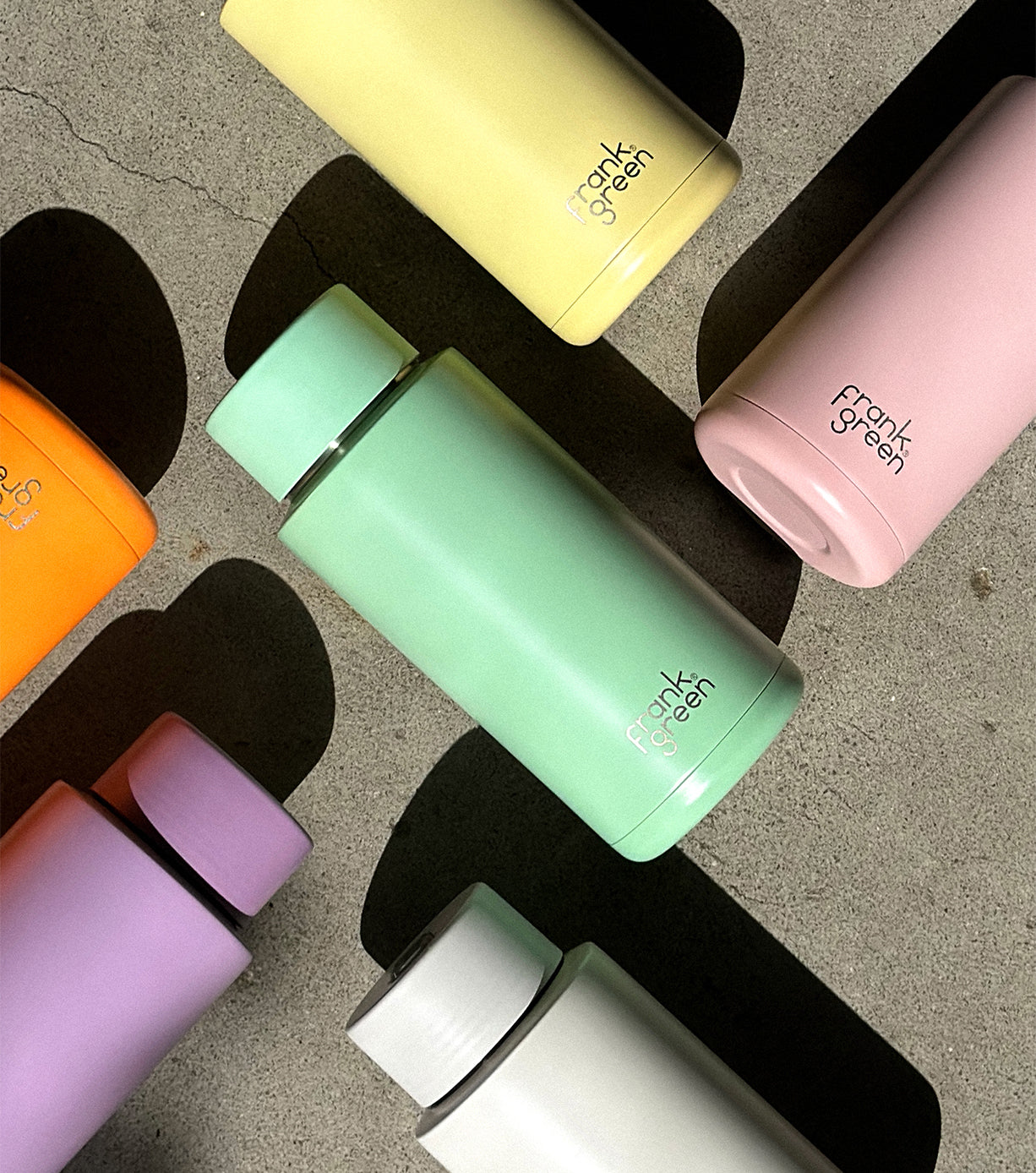 Frank Green 1L / 34oz - Ceramic Reusable Bottle with Flip Straw Lid