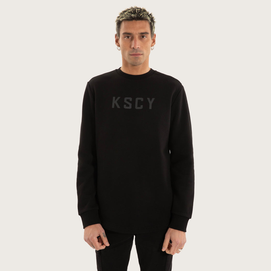 Kiss Chacey Flicker Dual Curved Sweater - Jet Black (view 3)
