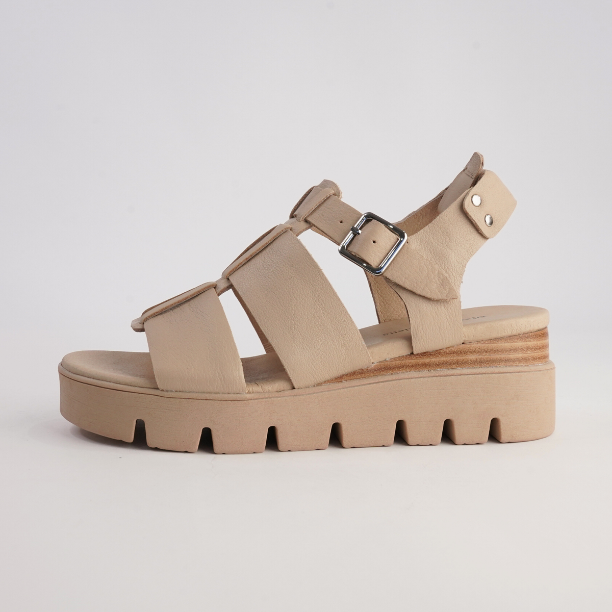 Django & Juliette Relie Sandal - Camel