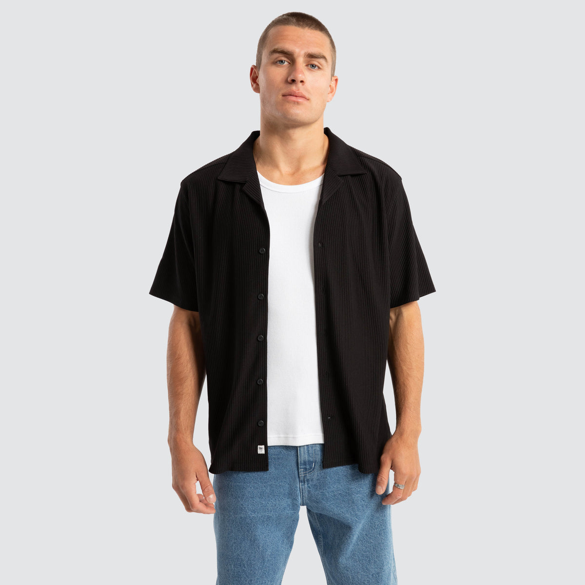 Nomadic Paradise Baroque Cropped Resort Shirt in Black