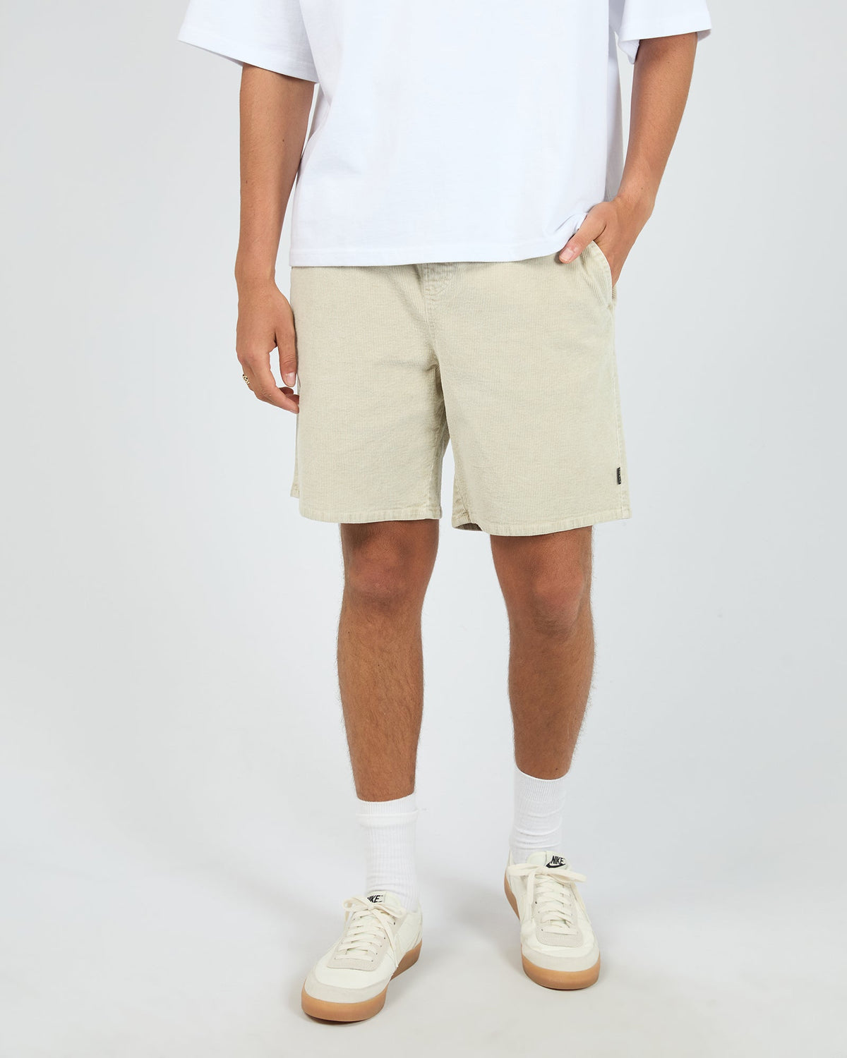 Silent Theory Cord Short Natural front