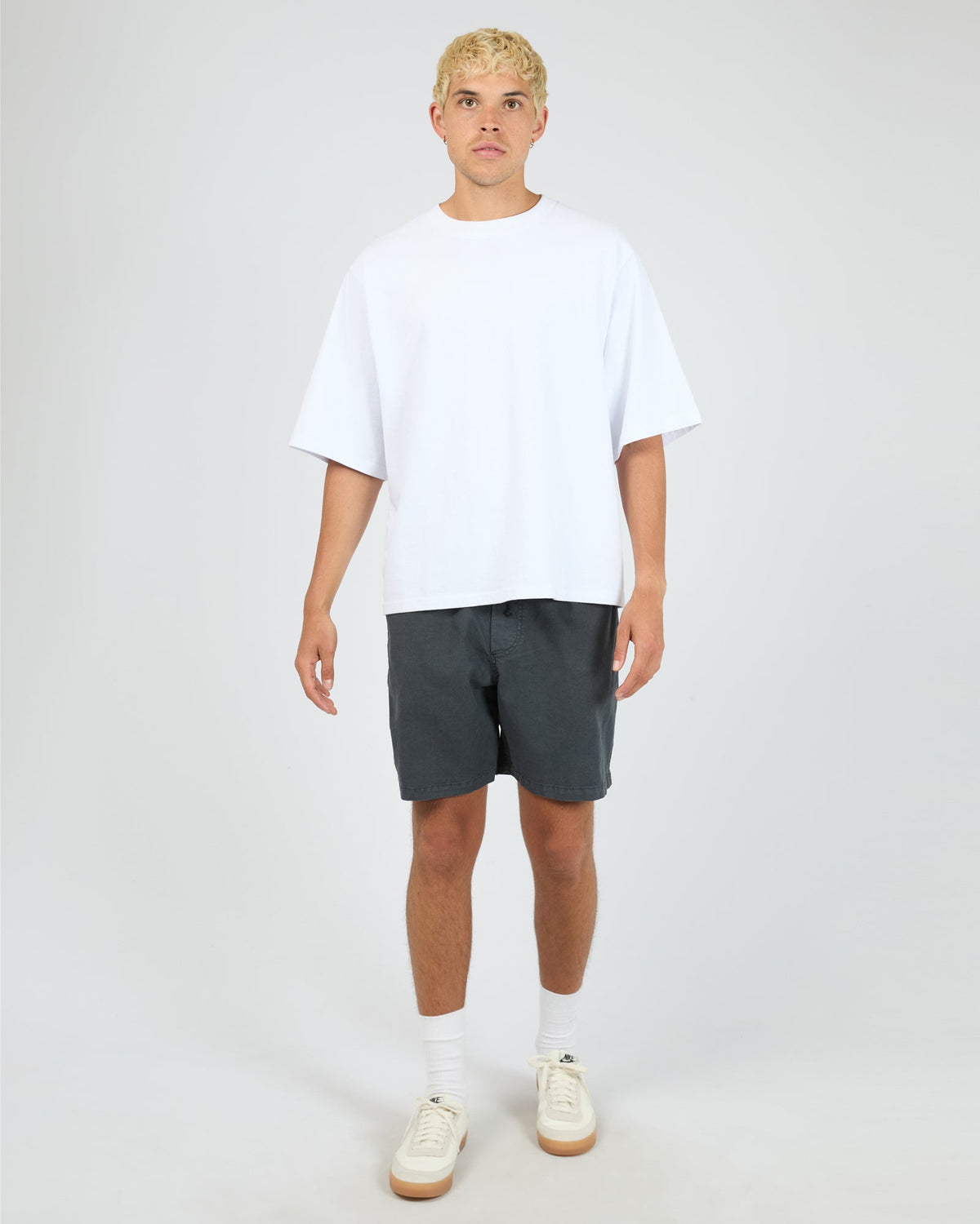Silent Theory Elastic Waist Short Navy back