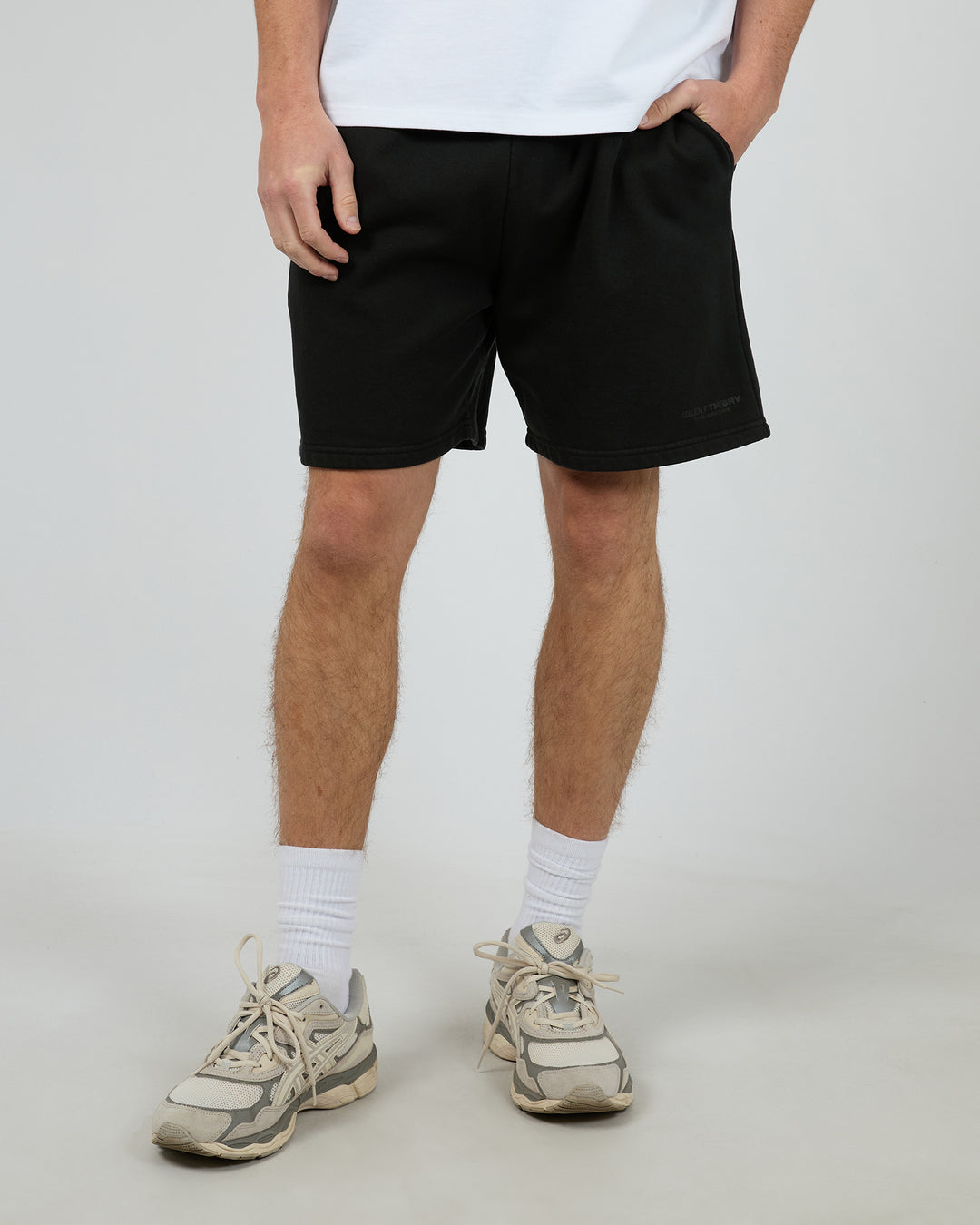 Silent Theory Essential Theory Short - Black