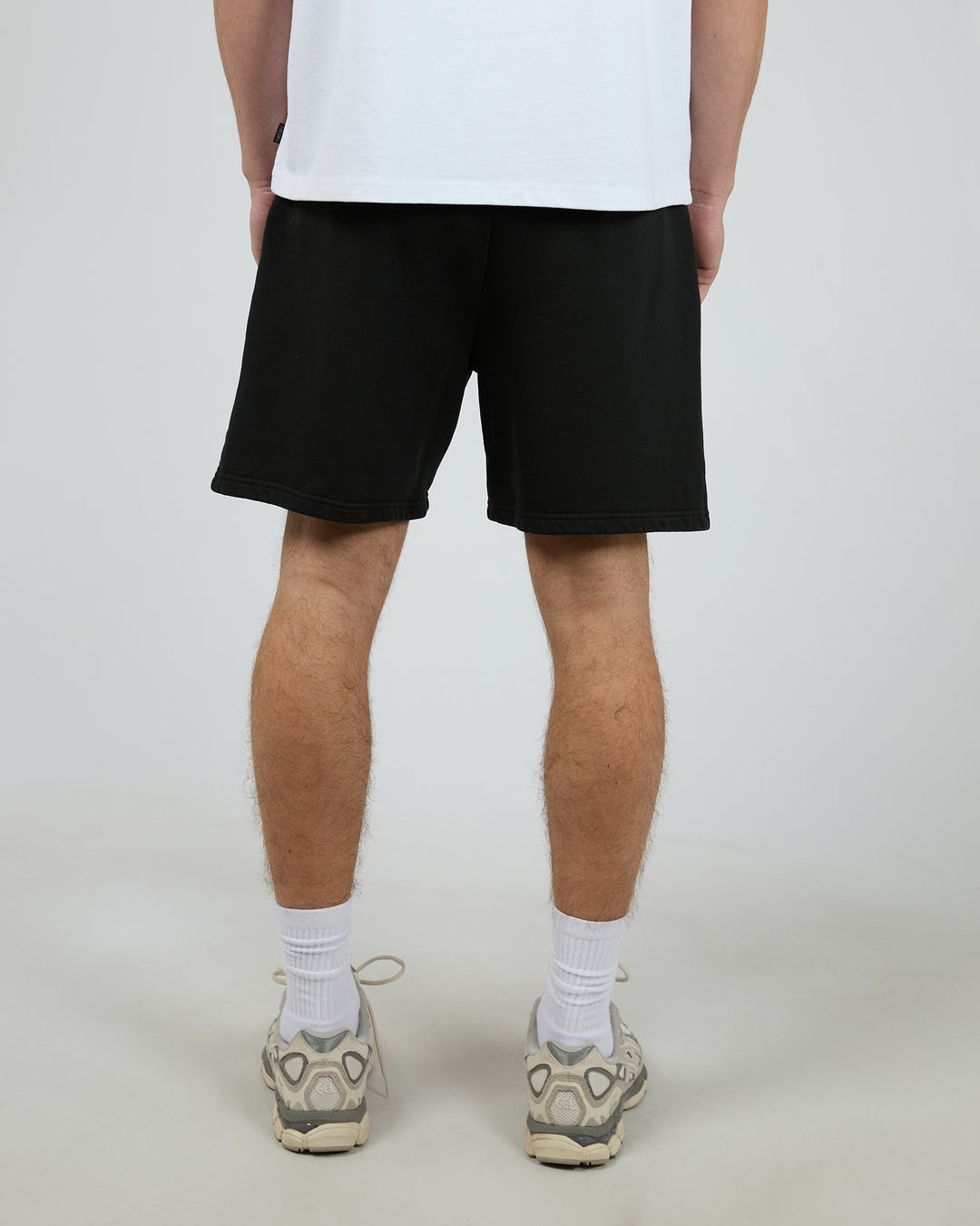 Silent Theory Essential Theory Short - Black (view 3)