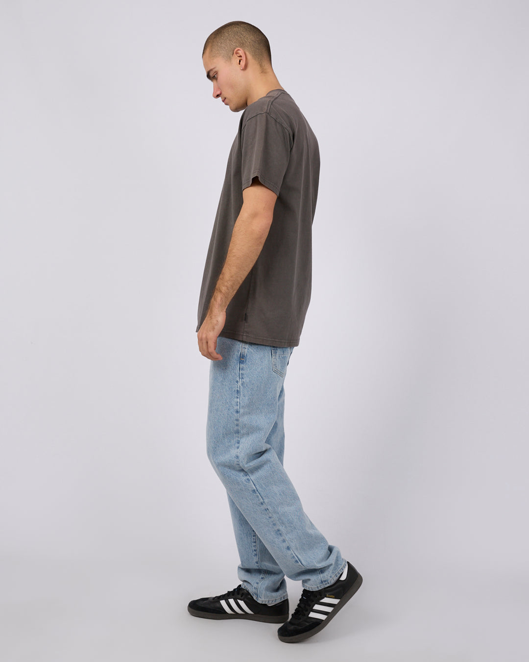 Solid Tail Tee - Coal