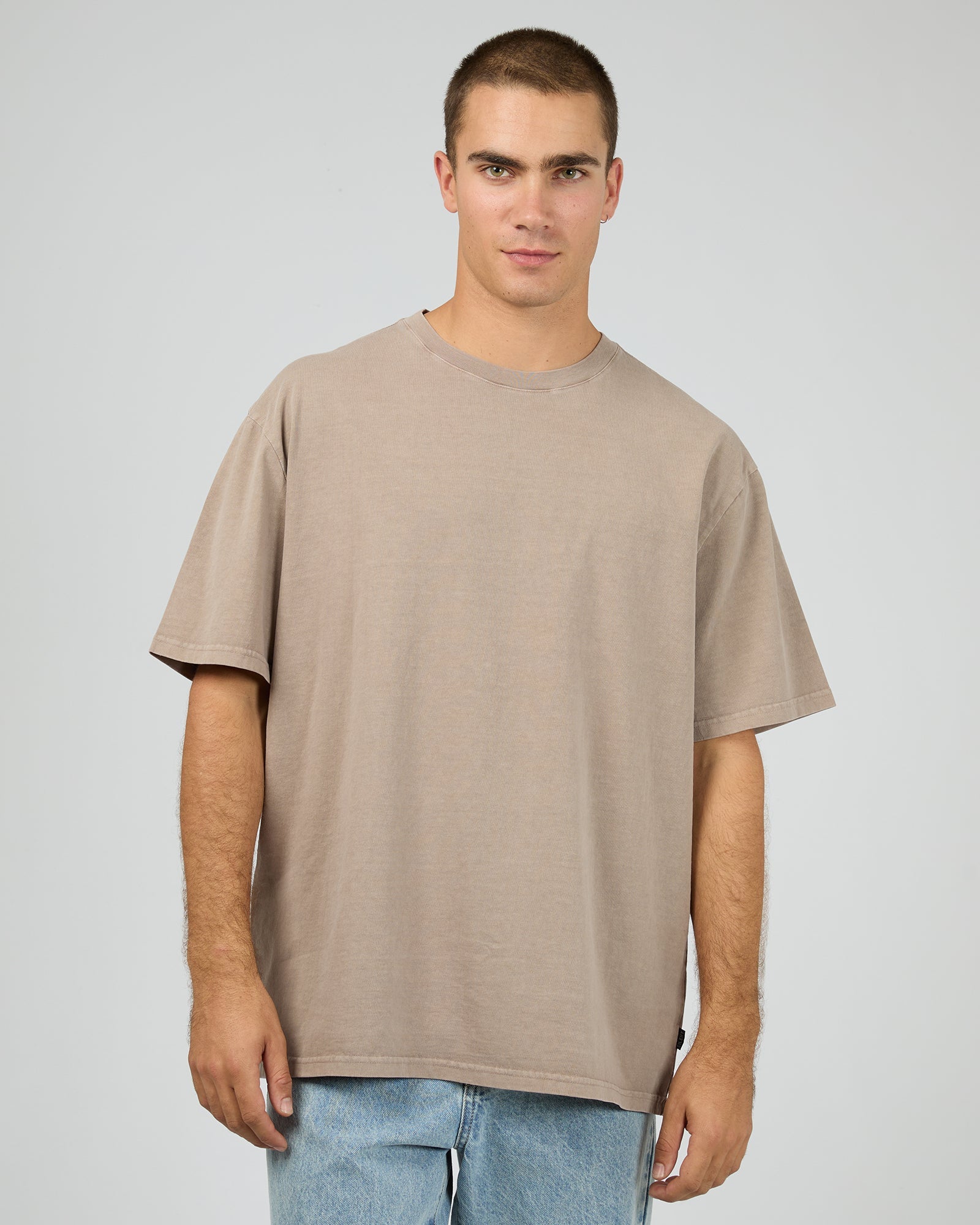 Silent Theory Essential Fit Tee Mushroom - front view
