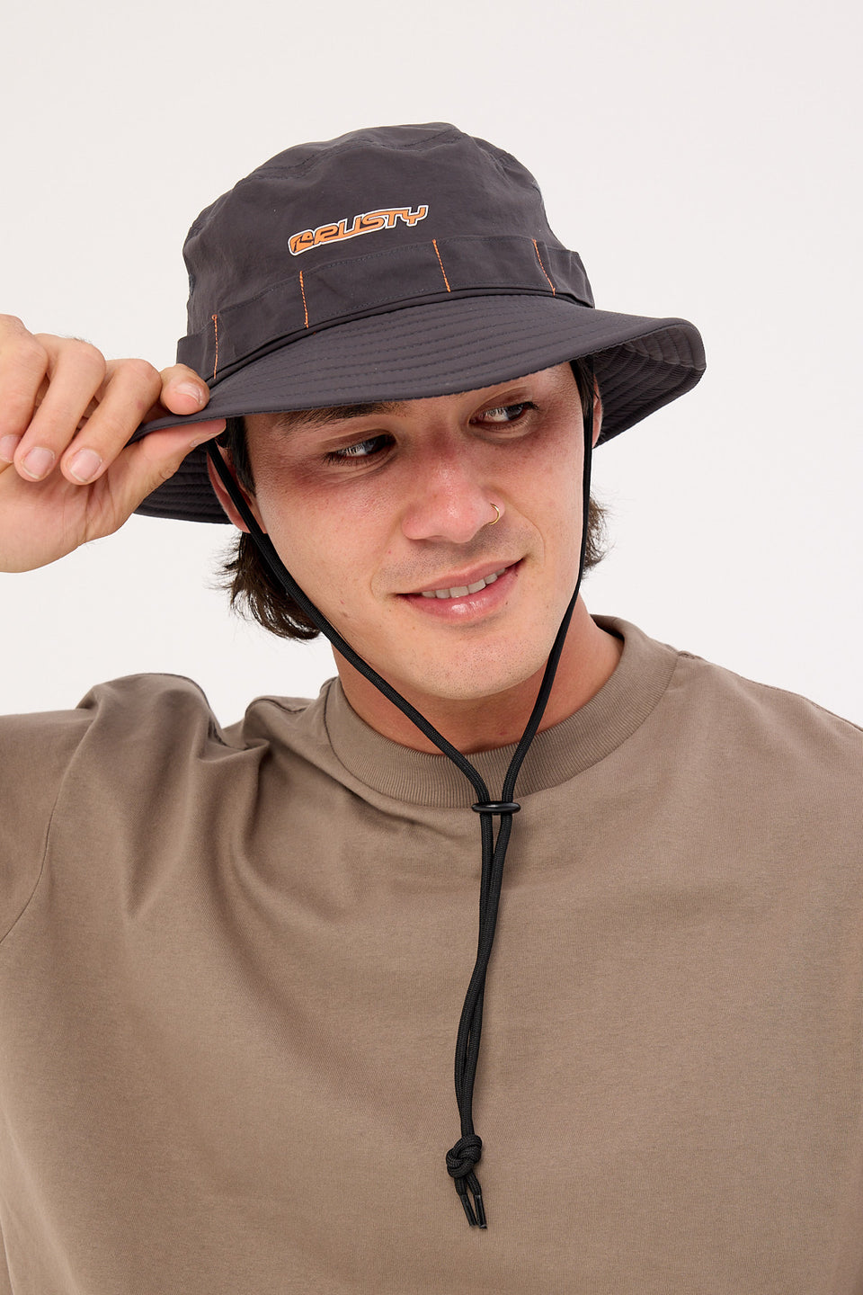 Rusty Stringer Bucket Hat - Carbon