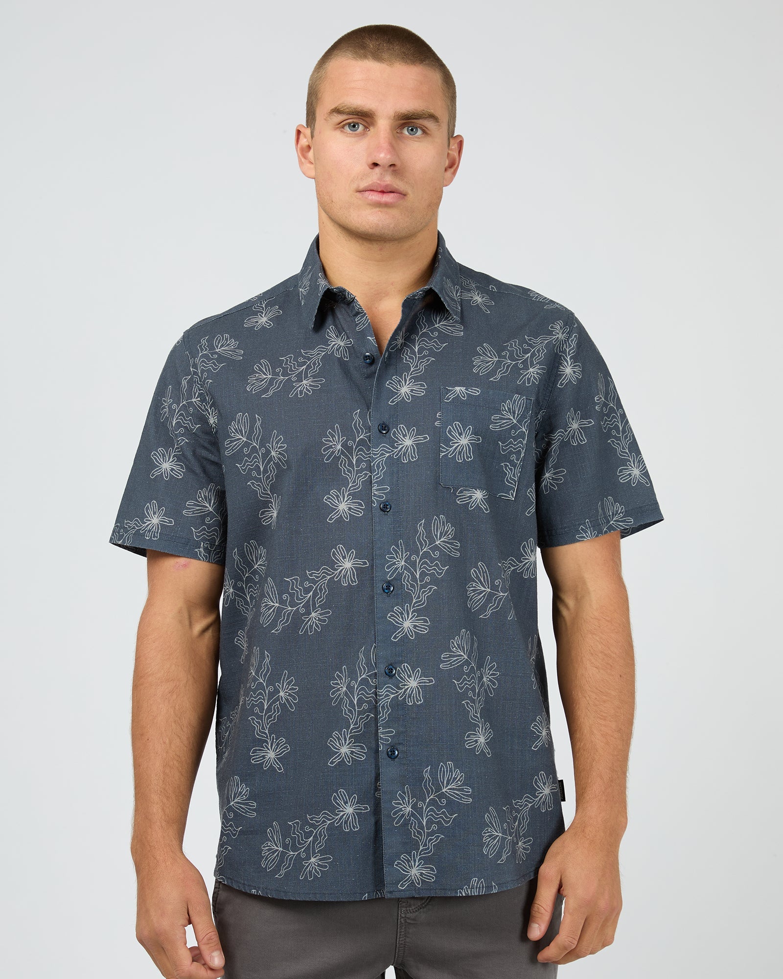 Saint Goliath Blackgate Short Sleeve Shirt – Navy
