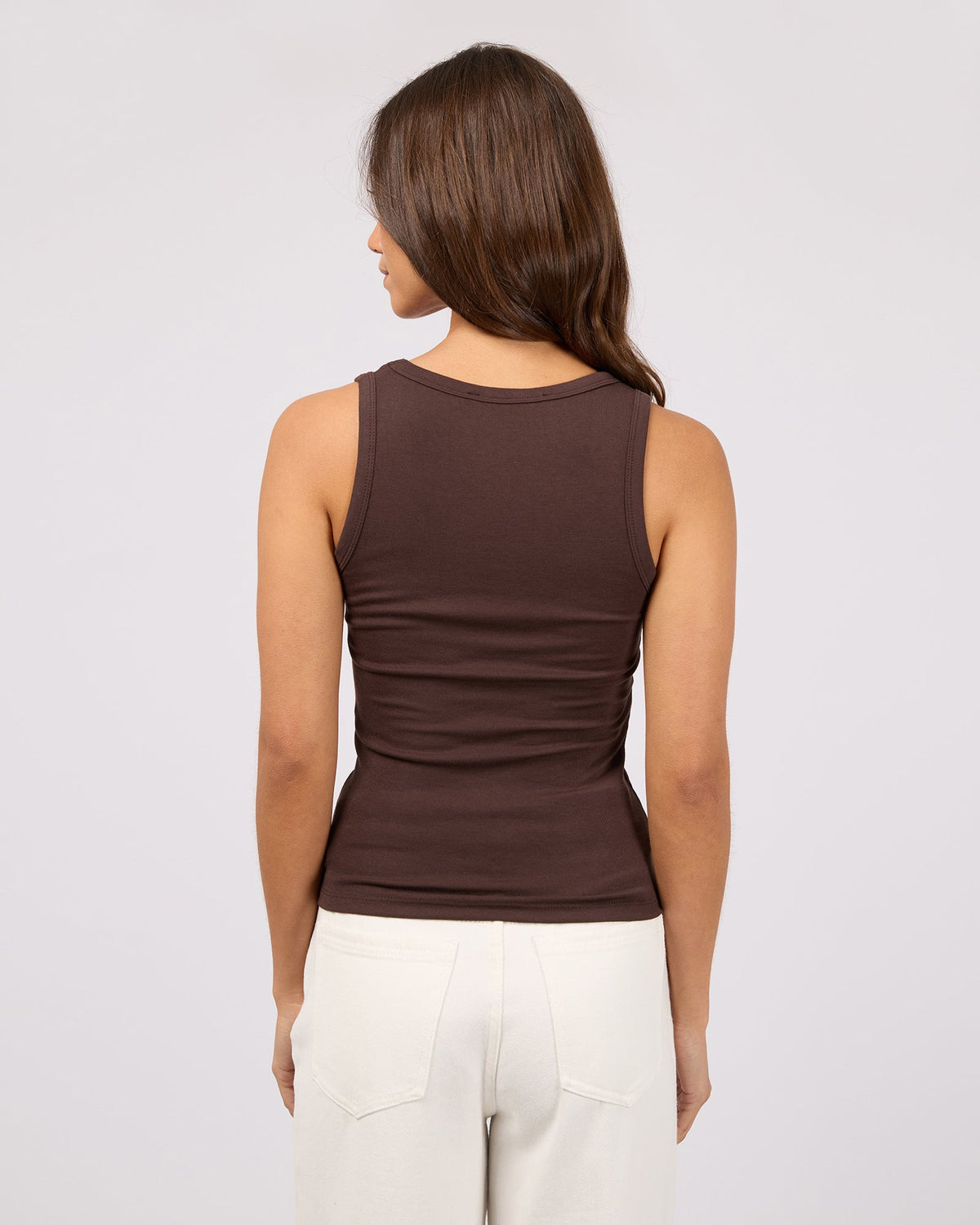 Silent Theory Luxe Rib Vee Tank Chocolate detail