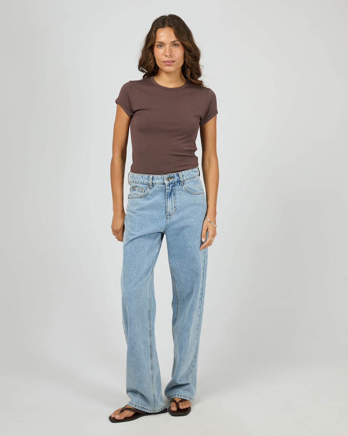 Silent Theory Luxe Rib Baby Tee in chocolate