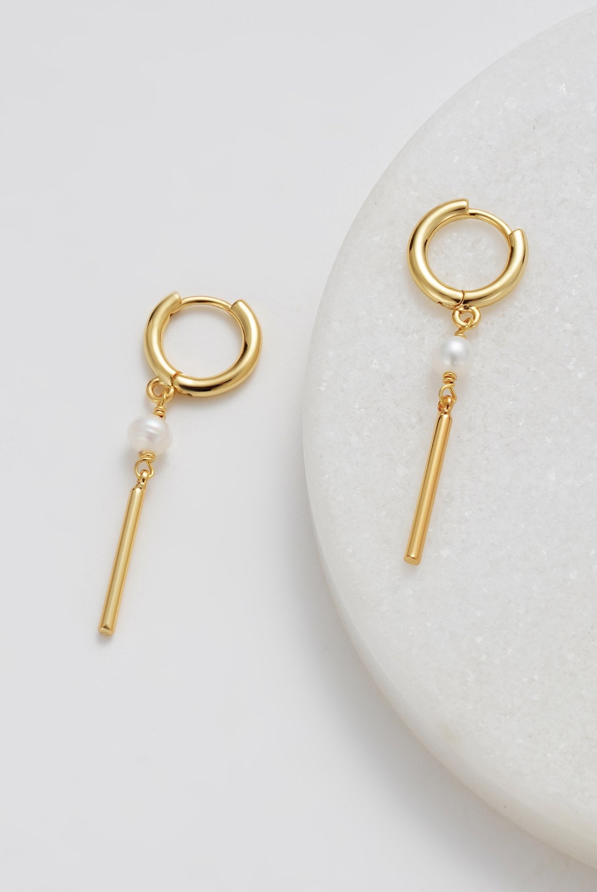 Zafino Isabelle Earring - Gold (view 2)