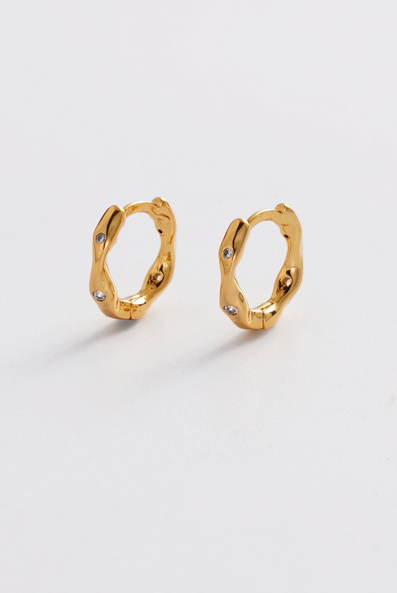 Zafino June Huggie - Gold