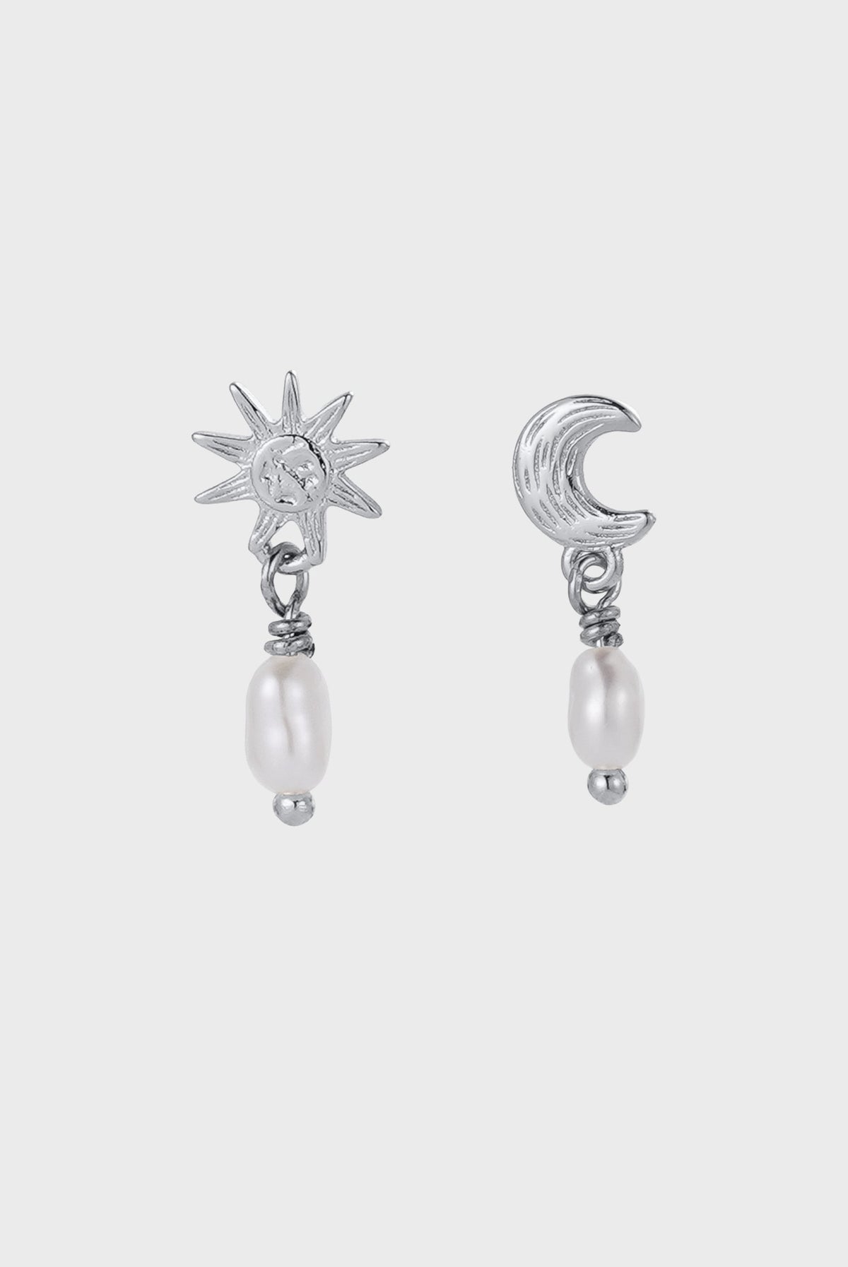 Zafino Luna Pearl Drop Earring in silver