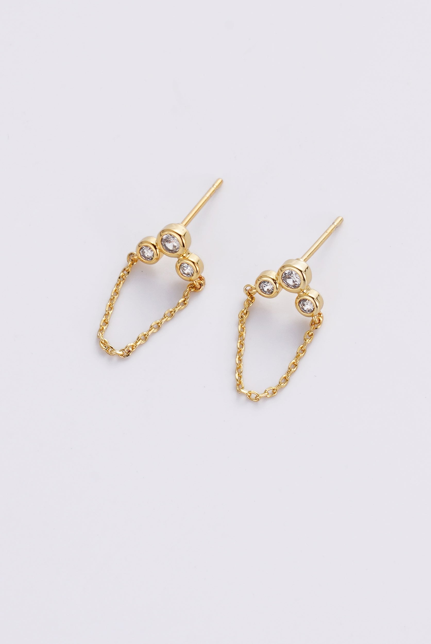 Zafino Tia Stud Gold detail