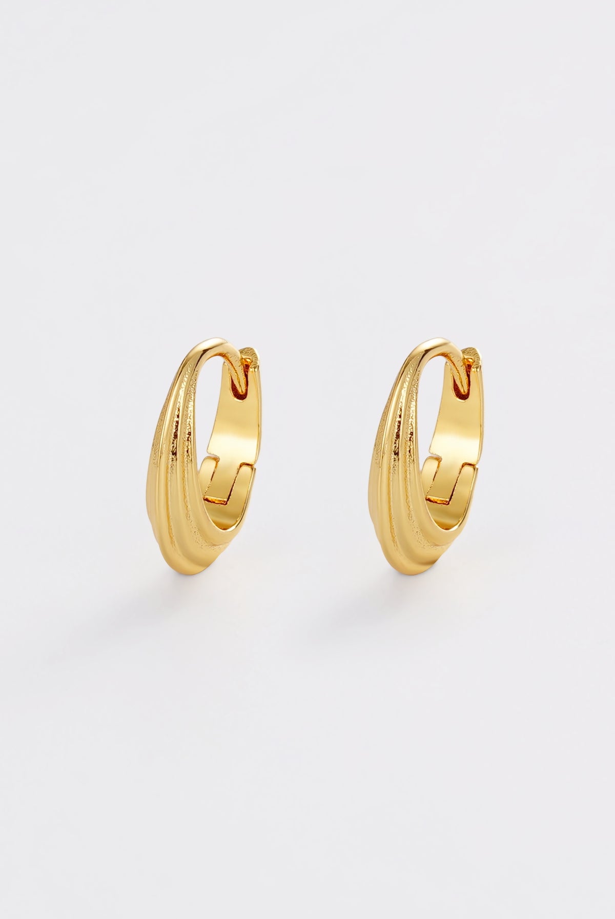 Zafino Marley Hoop - Small - Gold