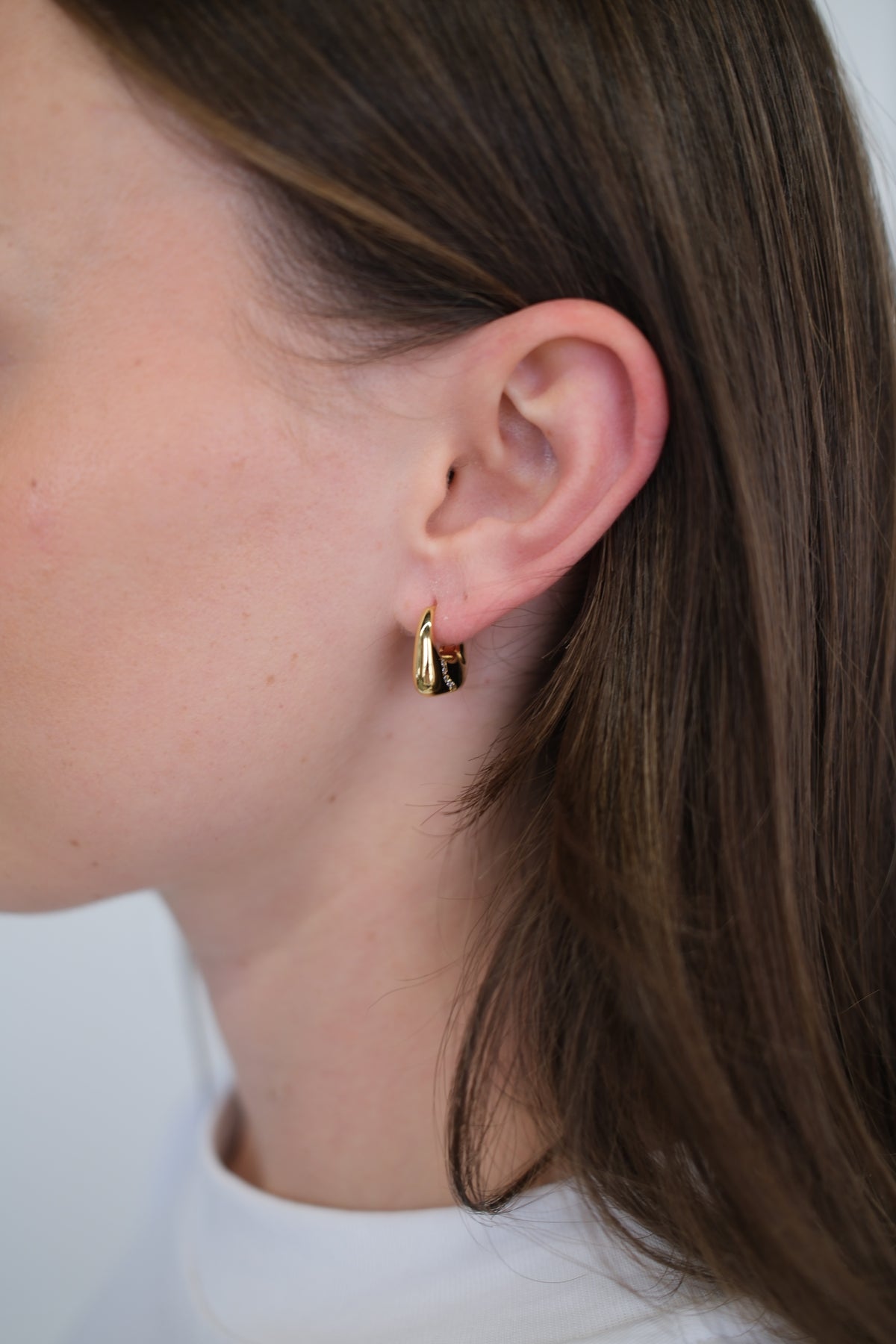 Zafino Demi Hoop - Gold (view 2)