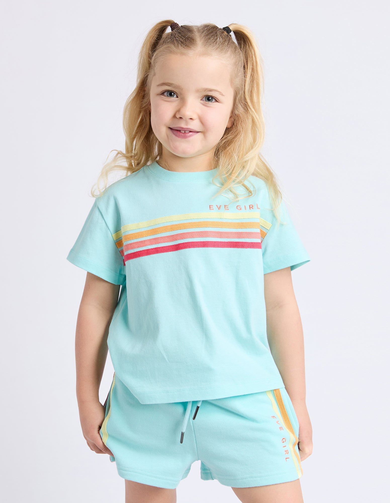 Eve Girl Retro Tee in light blue - worn