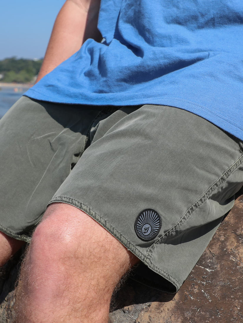 Volcom Center Trunks 17" - Expedition Green