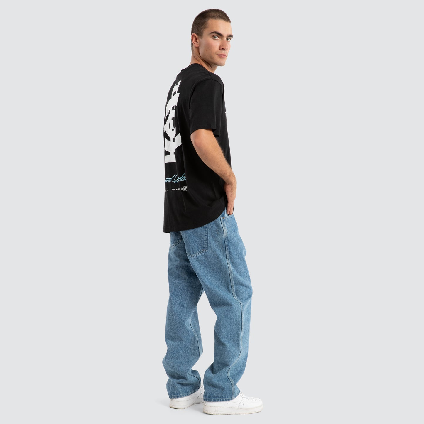 Carlton Season Tee - Jet Black