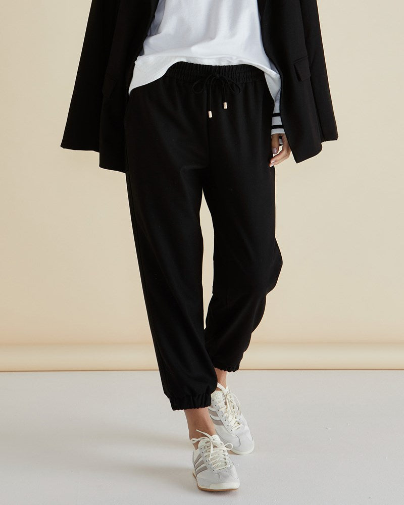 Betty Basics Seattle Jogger - Black (view 2)