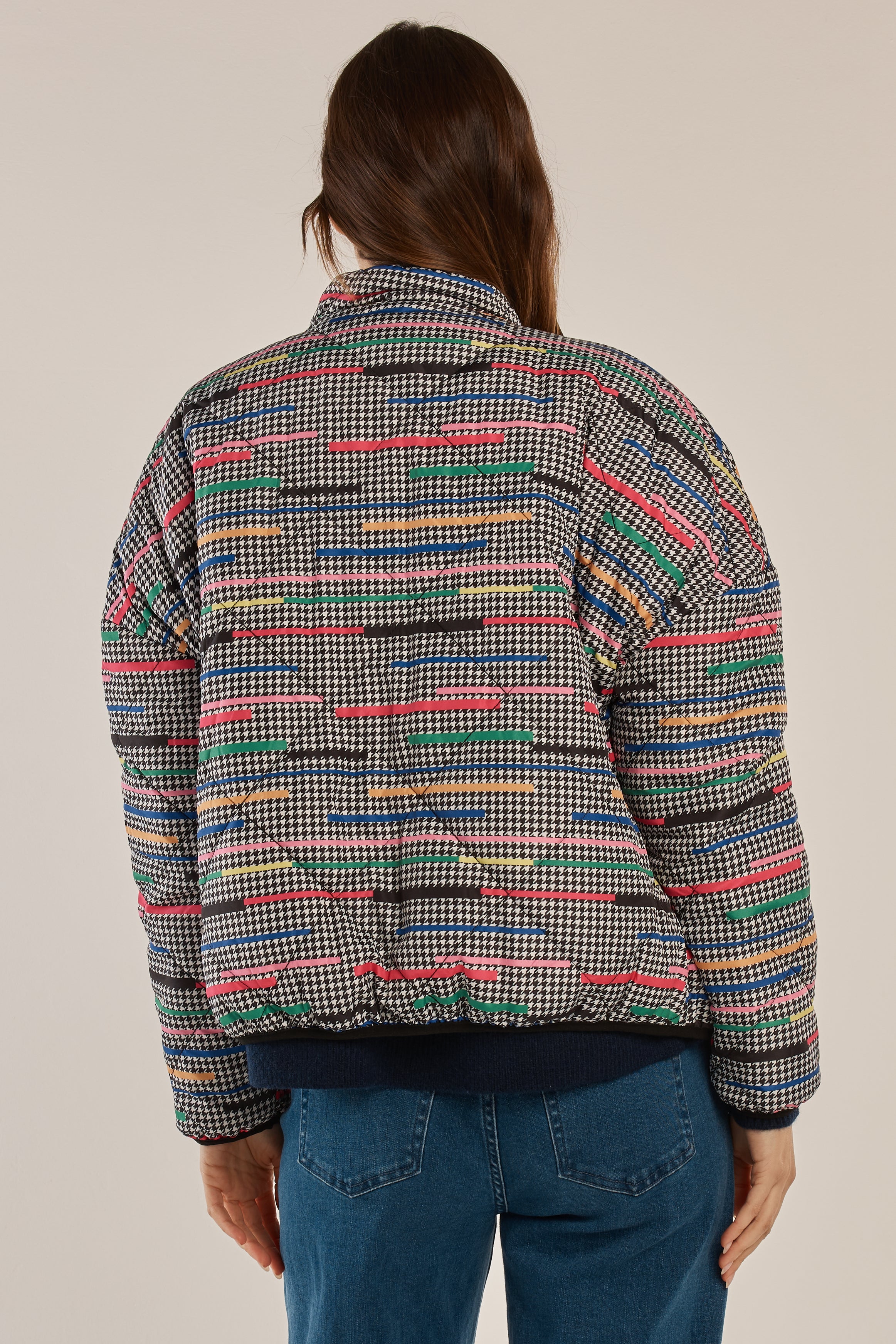 Betty Basics Finch Reversible Jacket - Rainbow Houndstooth / Black (view 4)