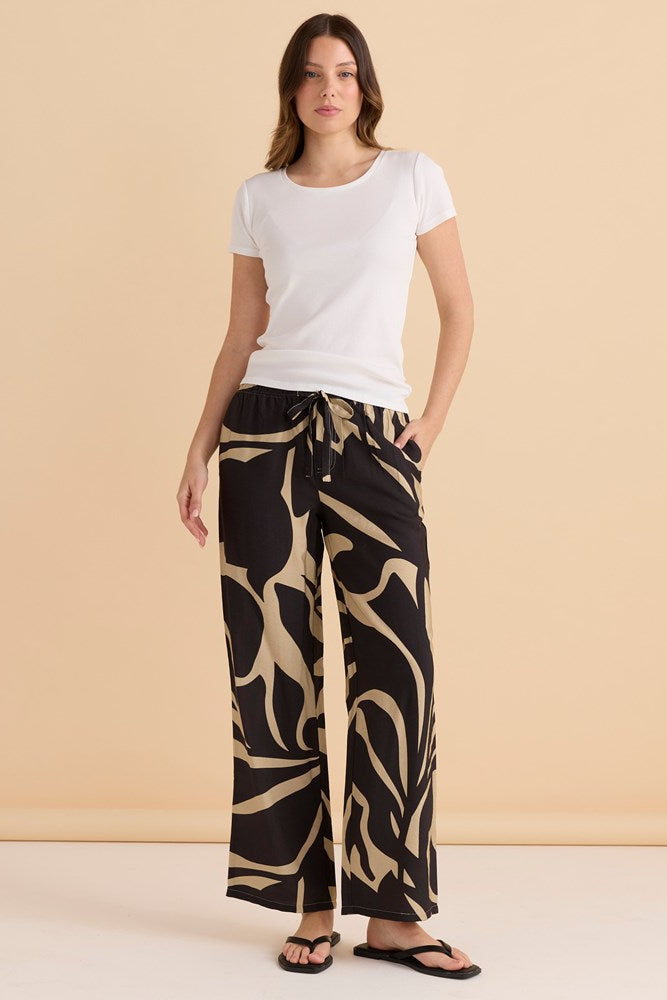 Betty Basics Sutton Relax Pant - Monochrome Floral (view 4)