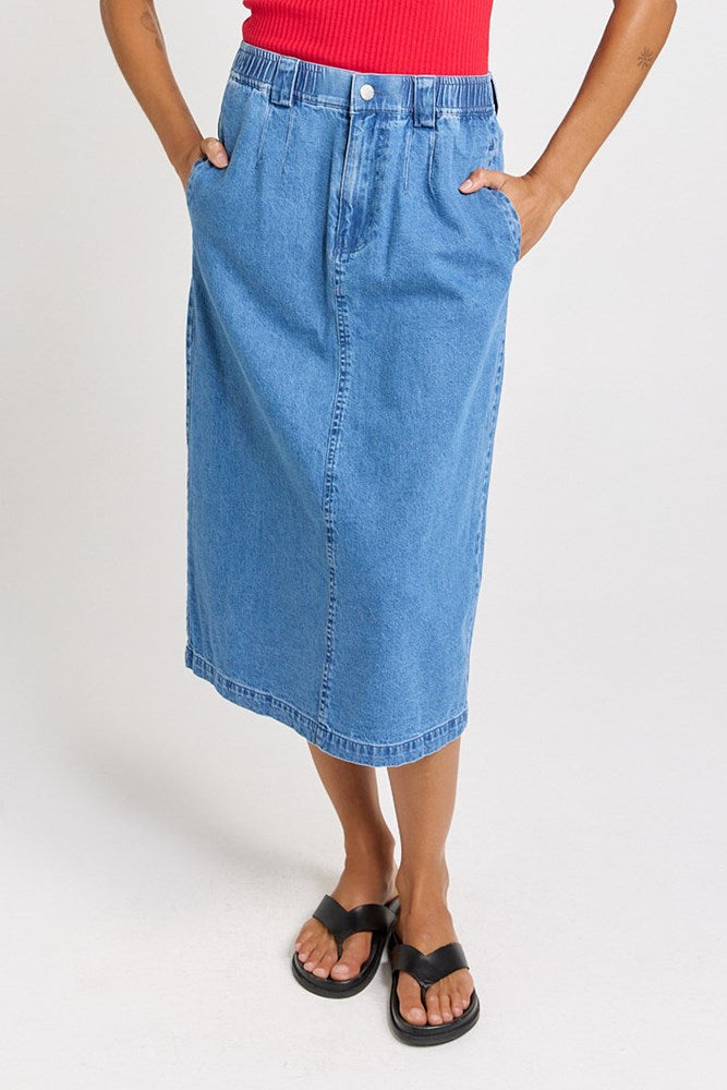 Betty Basics Solange Midi Denim Skirt in medium wash, detail view